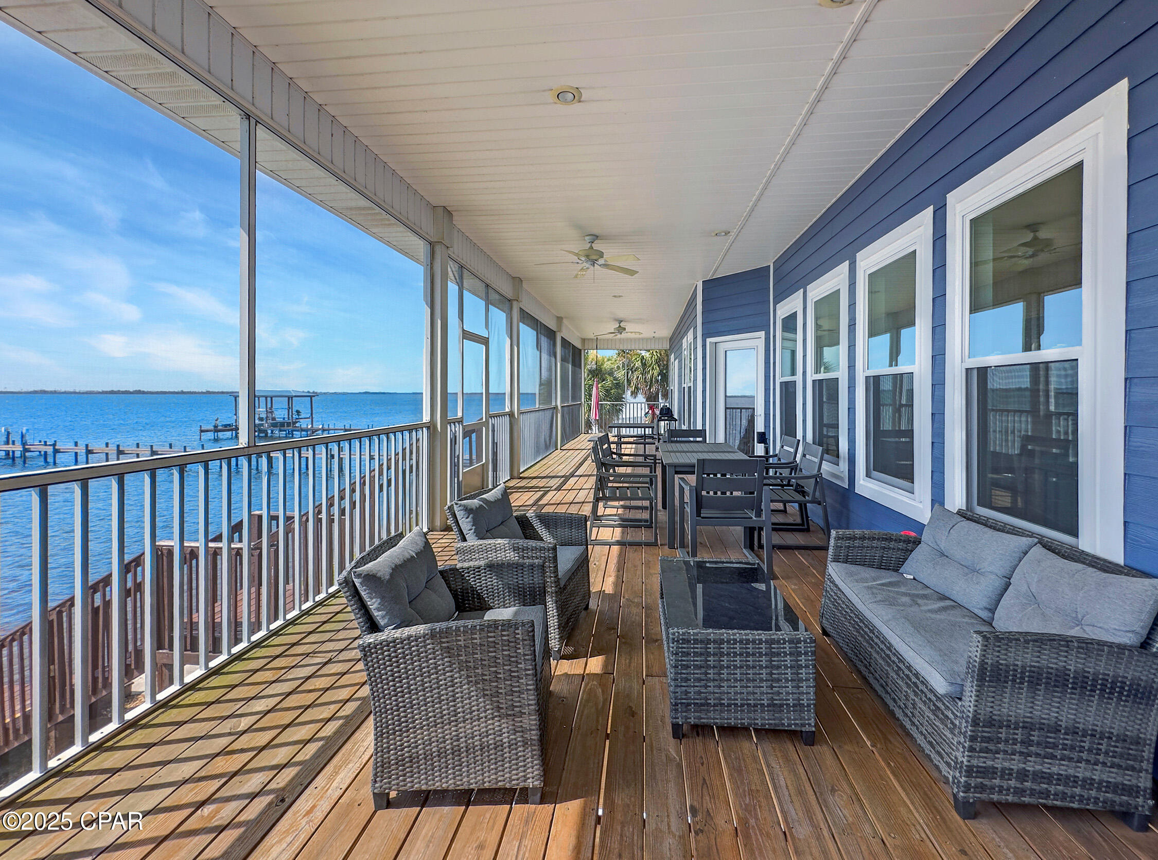 Listing photo id 16 for 7339 Rodgers Drive