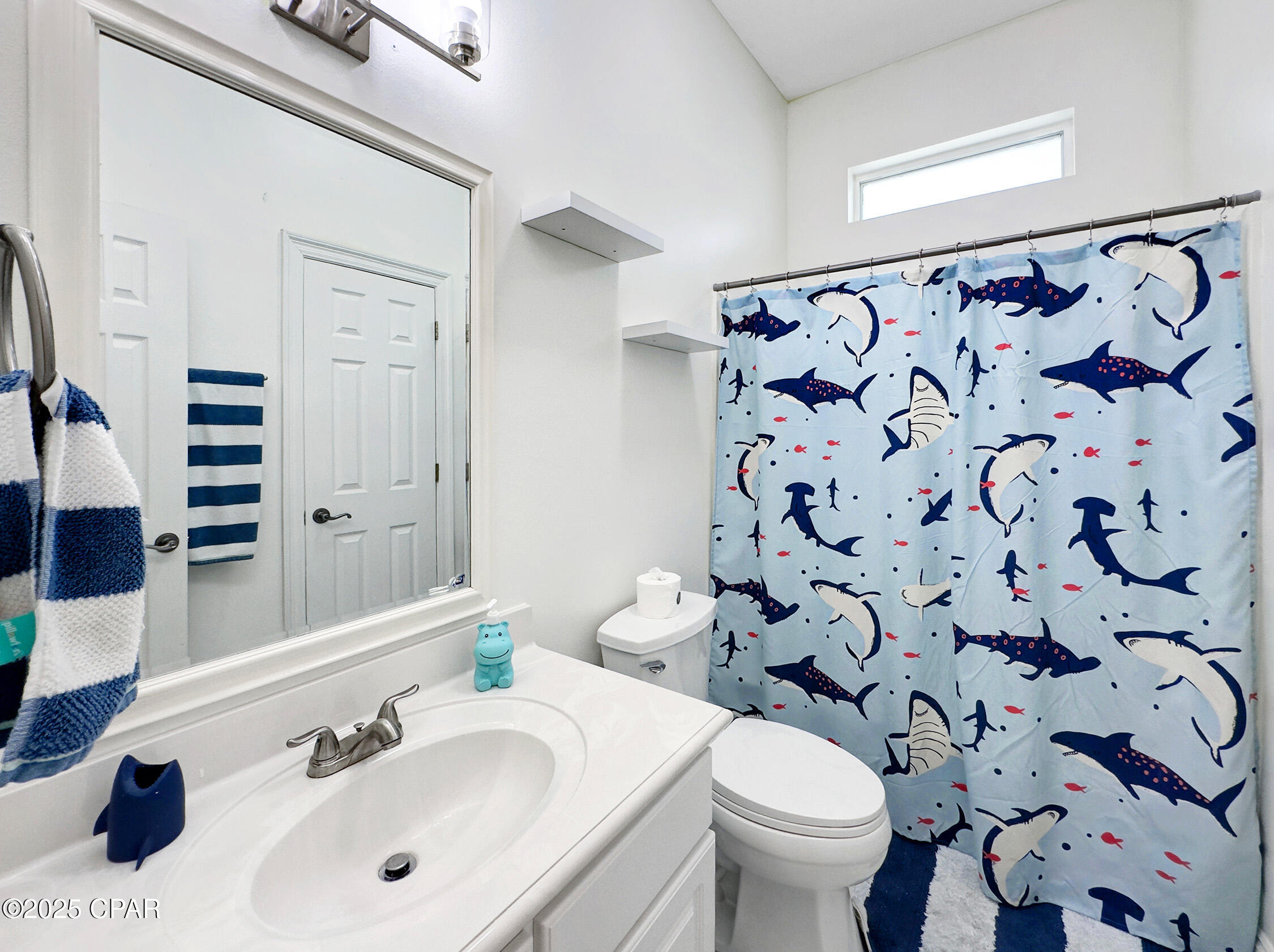 Listing photo id 32 for 7339 Rodgers Drive