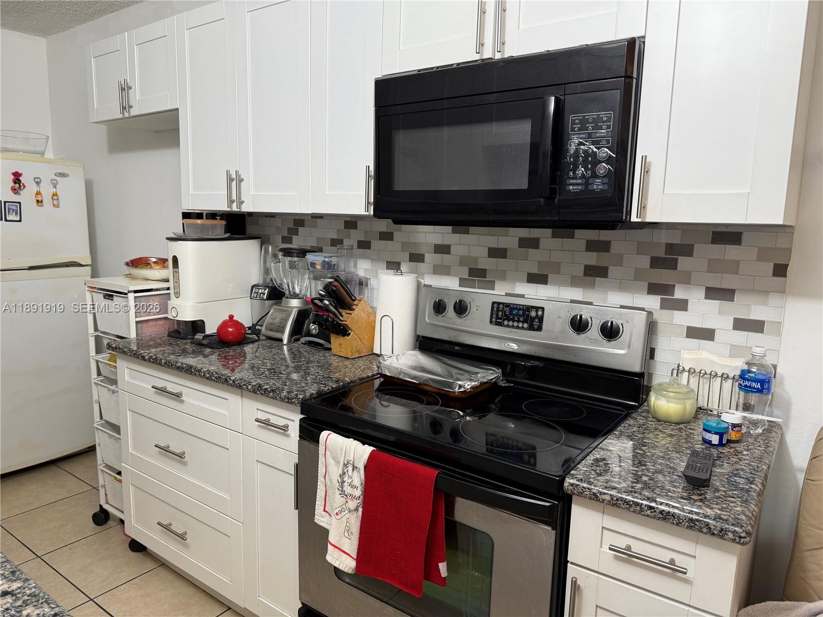 L'solei At Hallandale Beac