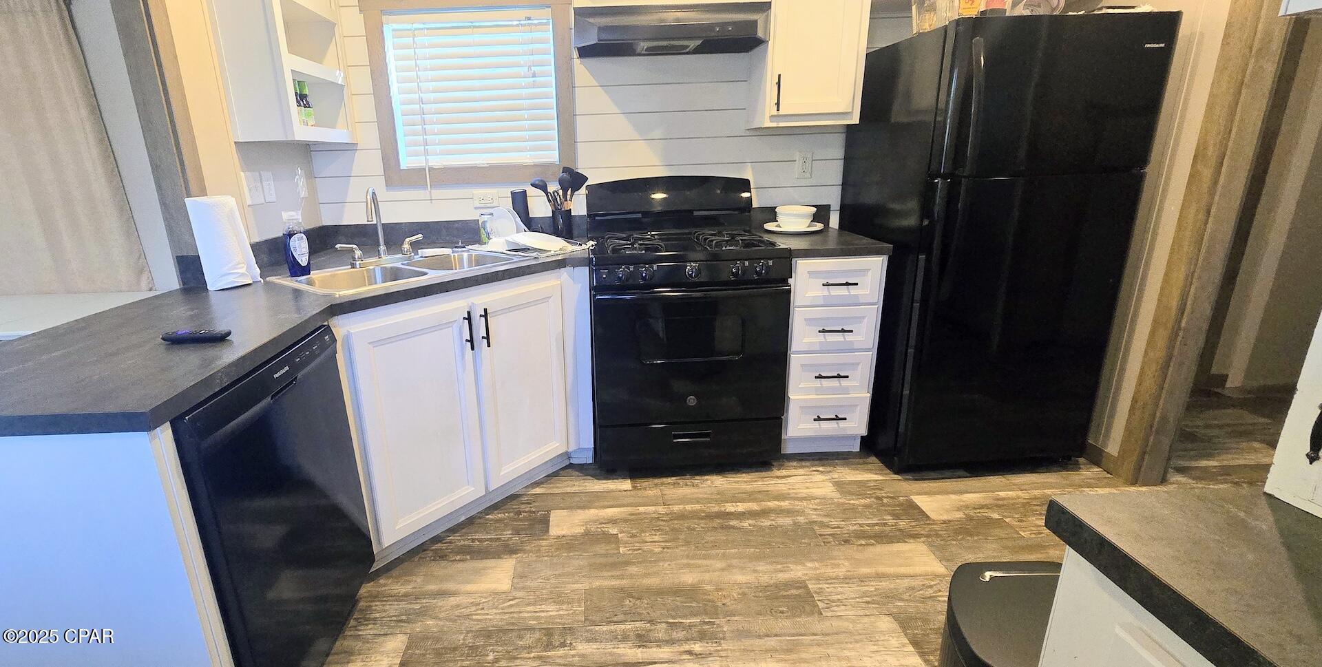 Image 10 For 233 Tennessee Street