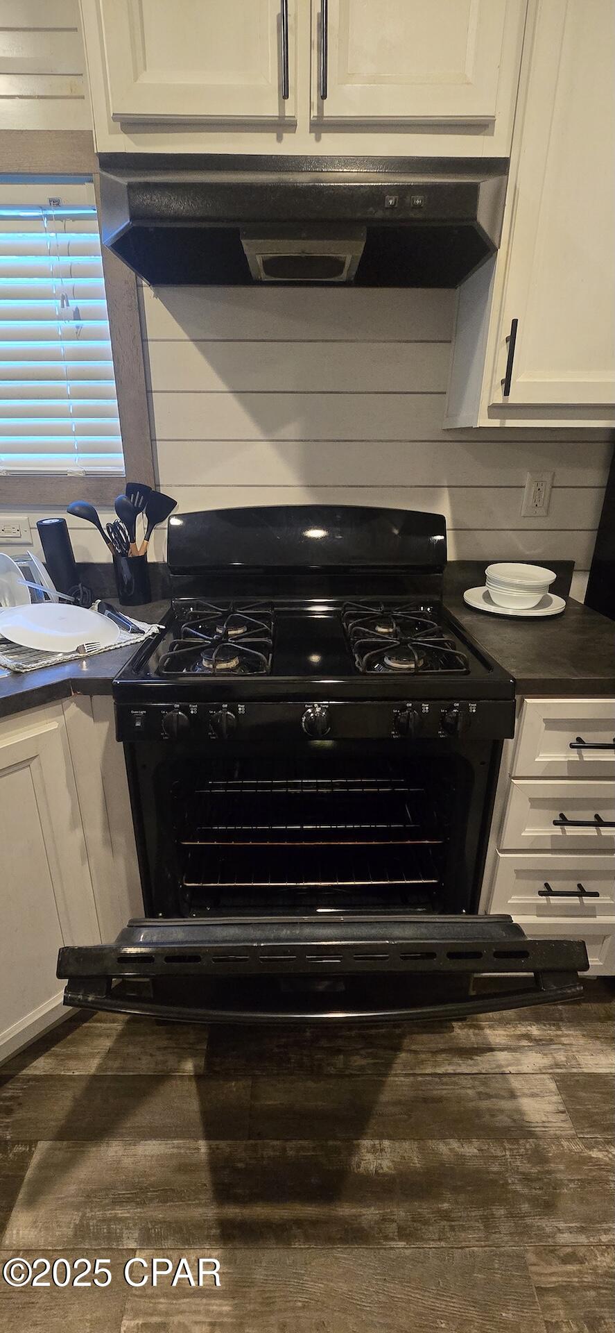 Image 11 For 233 Tennessee Street