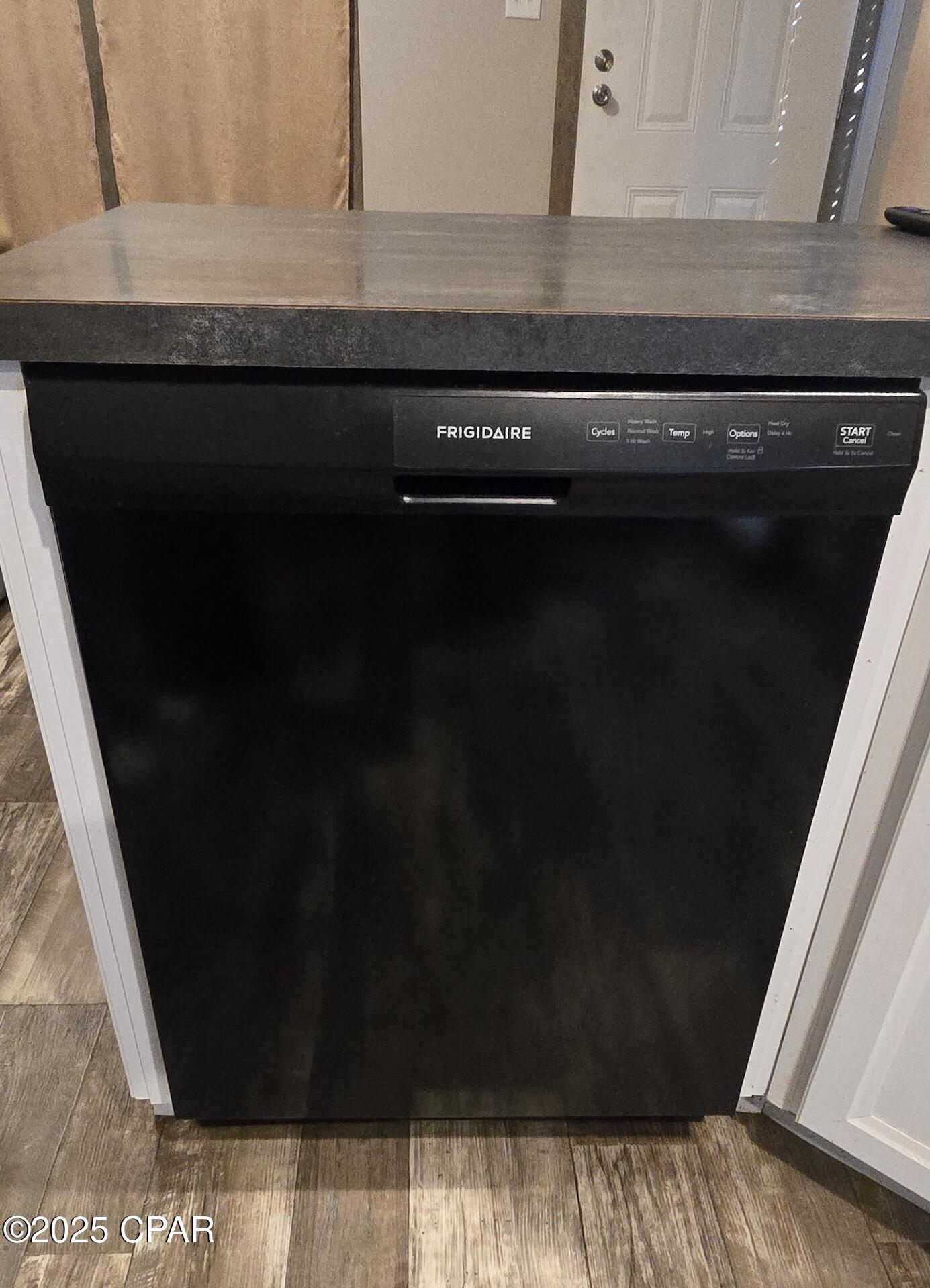 Image 12 For 233 Tennessee Street