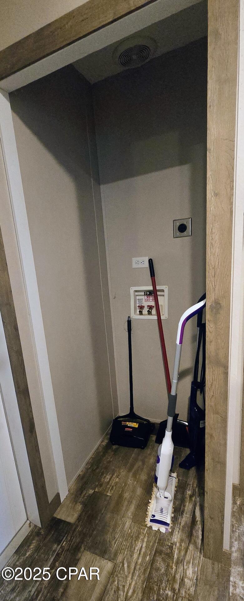 Image 21 For 233 Tennessee Street