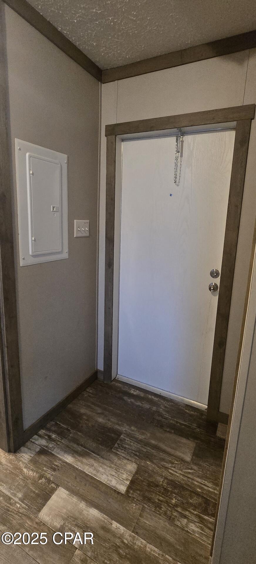 Image 4 For 233 Tennessee Street