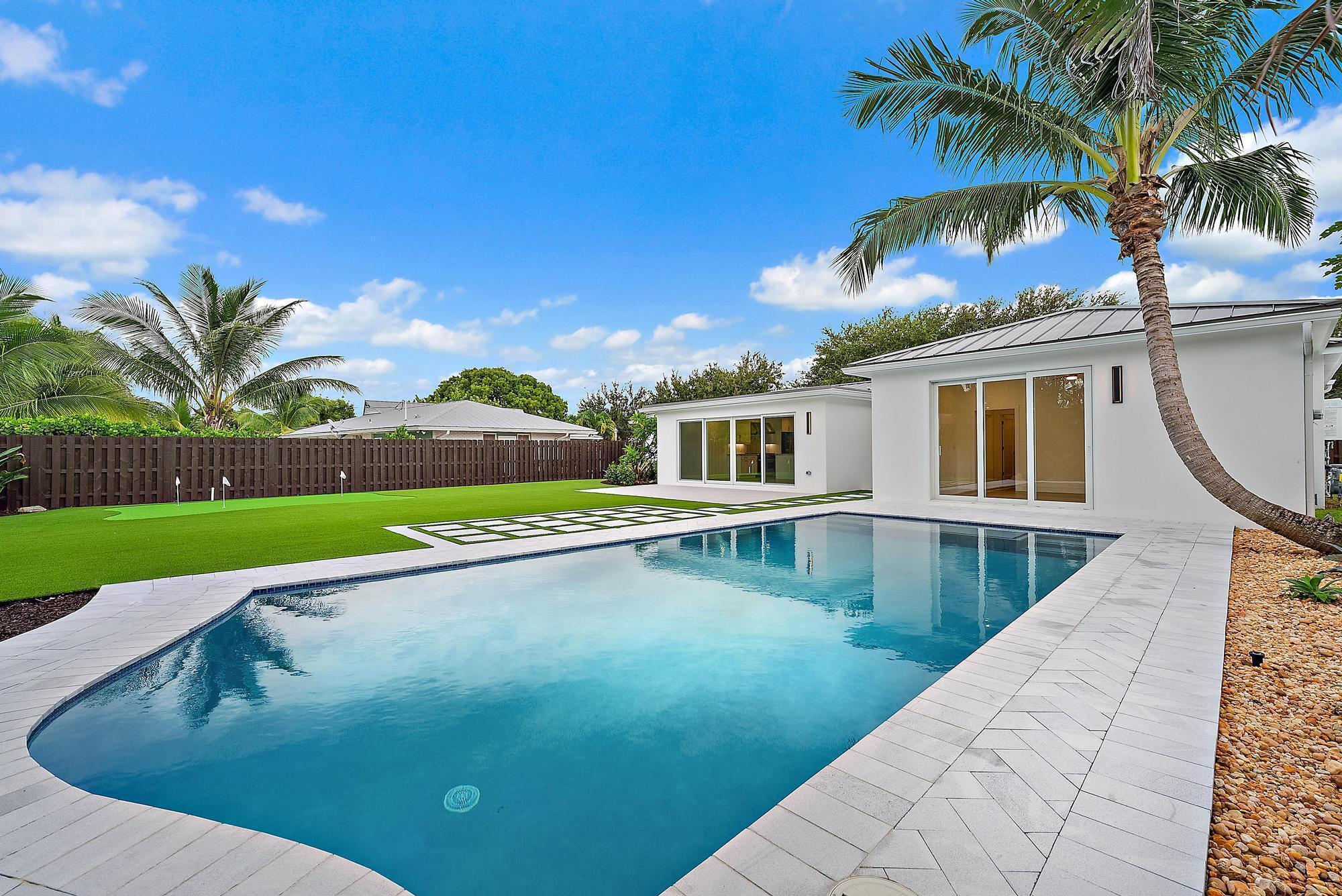 North Palm Beach Village