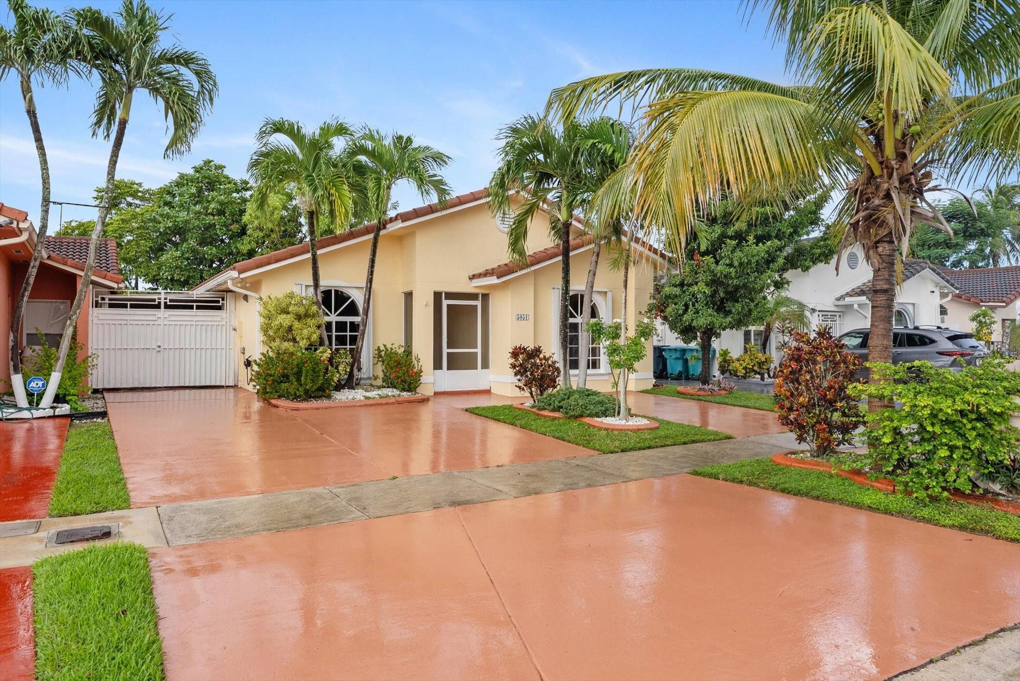 Homes for sale in Miami, FL | 5051 Sw 142 Pl, Miami, FL 33175 | MLS# F10530487