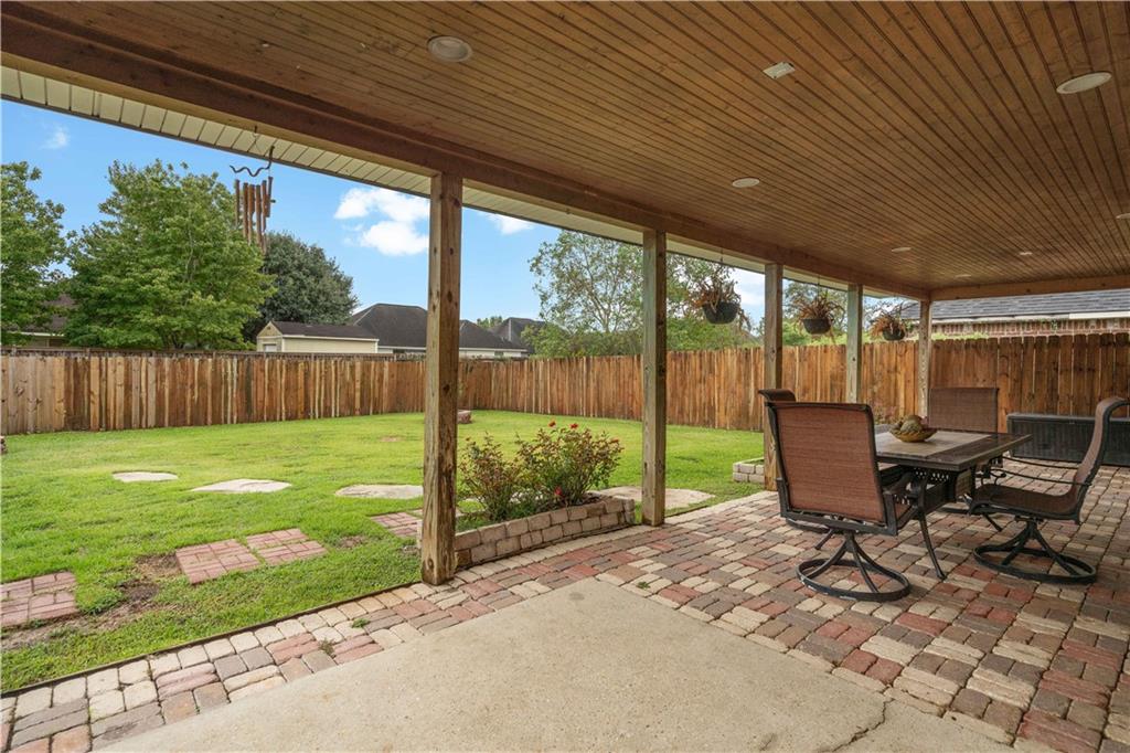 Homes for sale in Denham Springs, LA | 26414 Maplewood Dr, Denham Springs, LA 70726 | MLS# 2525172