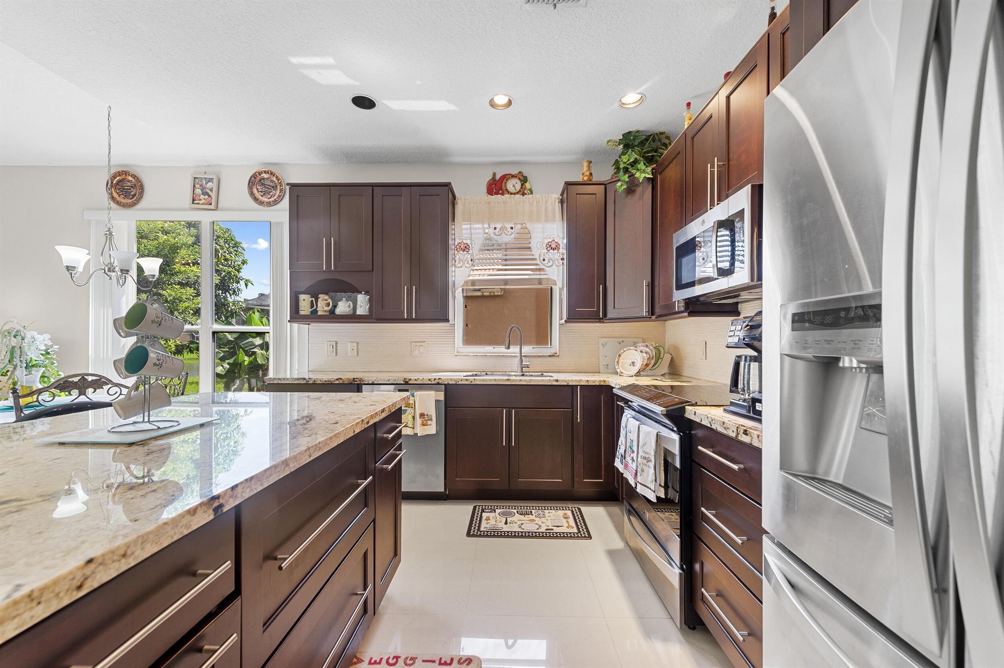 Mizner Pointe Of Boca Via