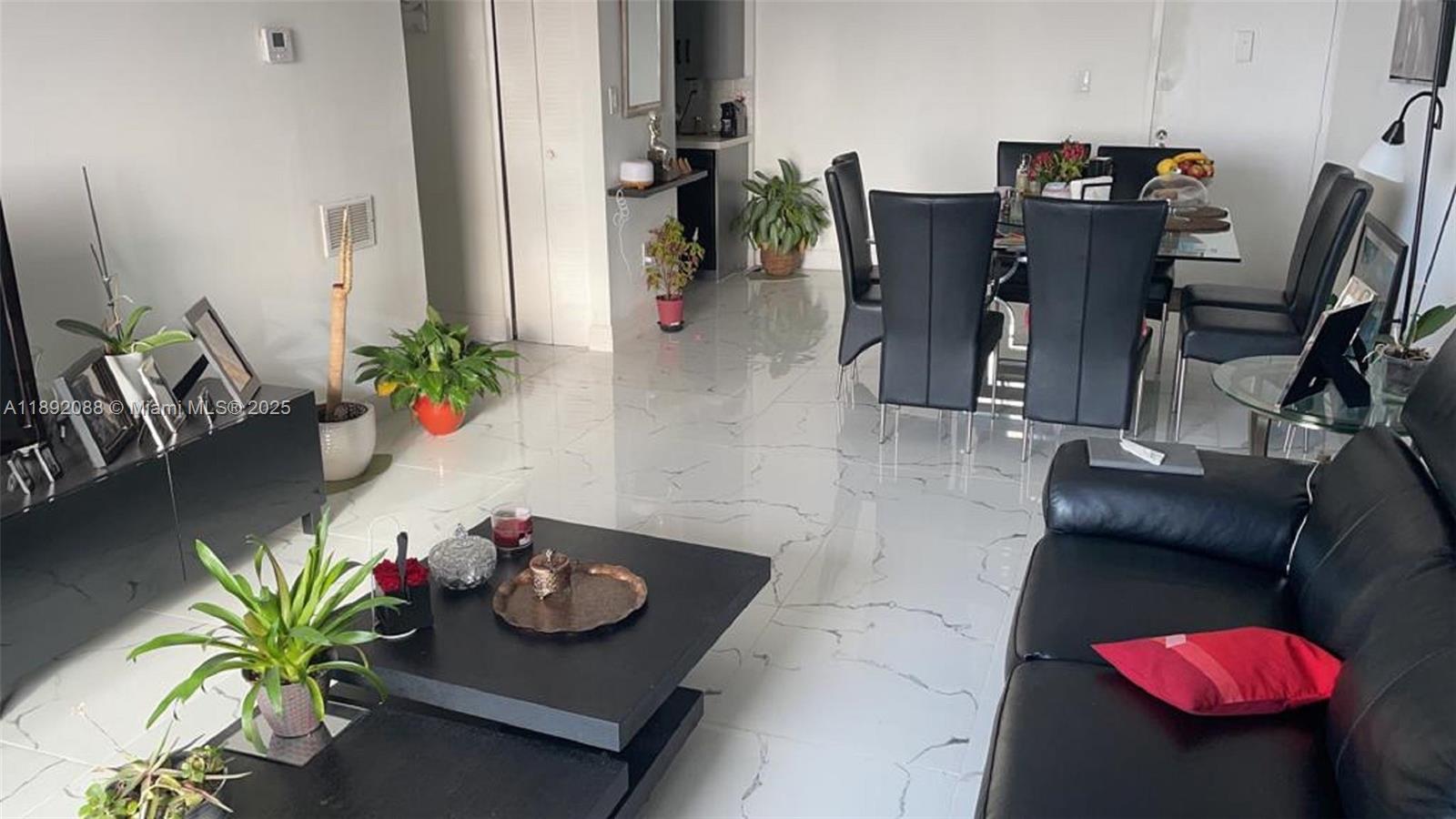 Plaza Of Westland Condo