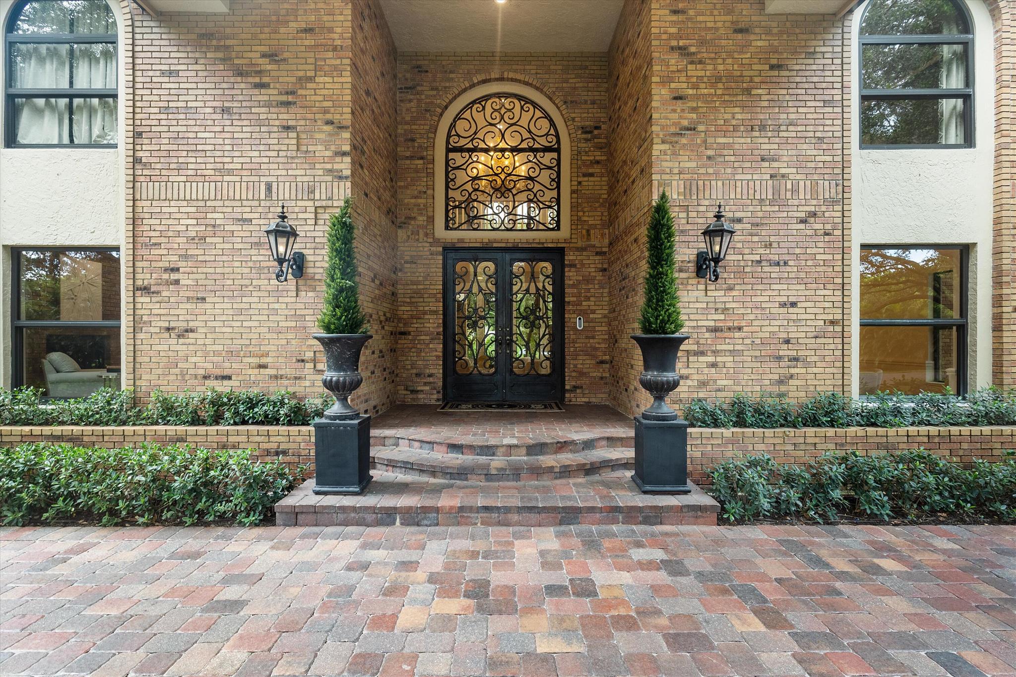 Image to showcase the property located at 5840 Sea Biscuit Road