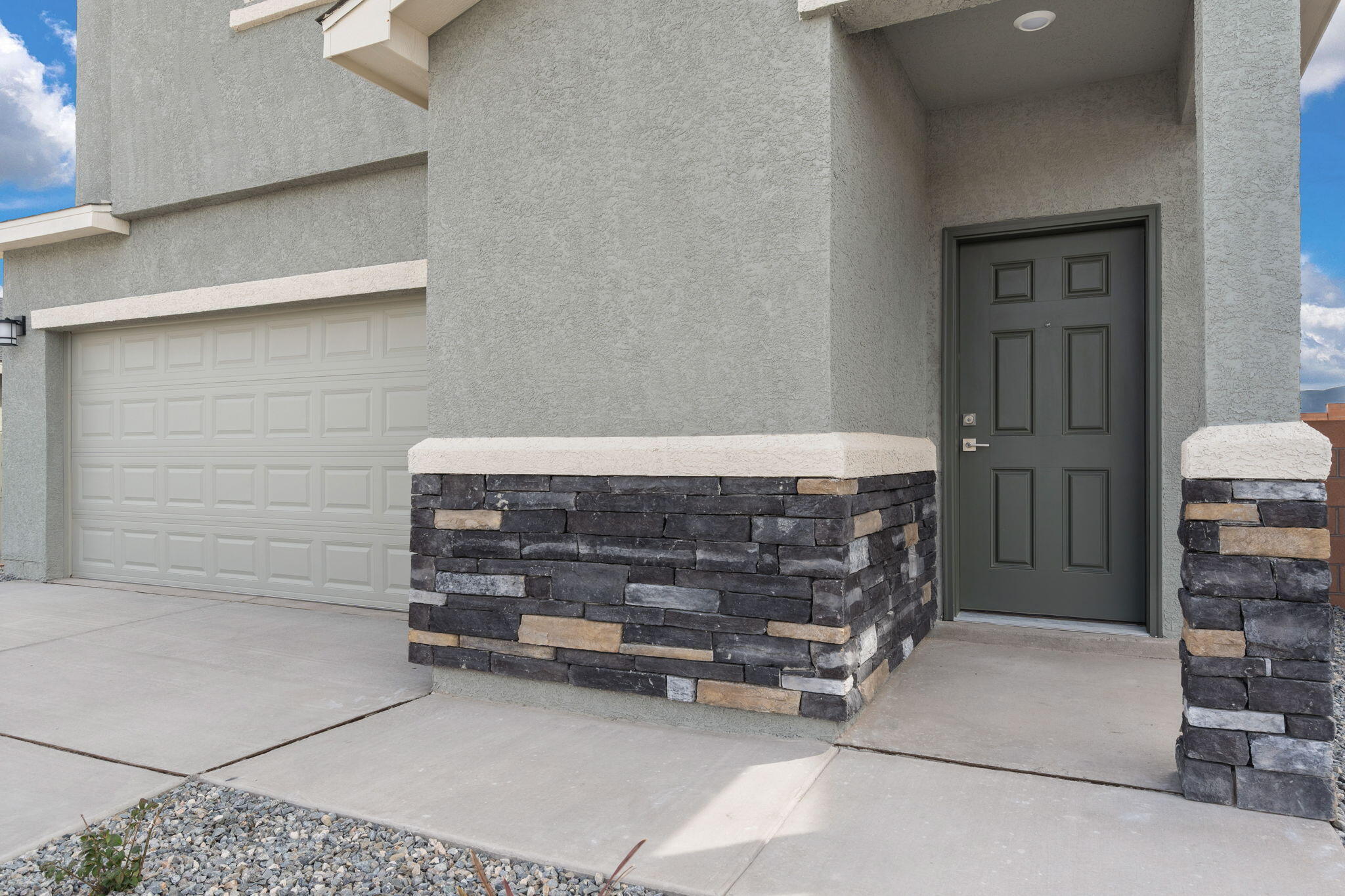 Homes for sale in Rio Rancho, NM | 1612 Saddleback Trl Ne, Rio Rancho, NM 87144 | MLS# 1092566