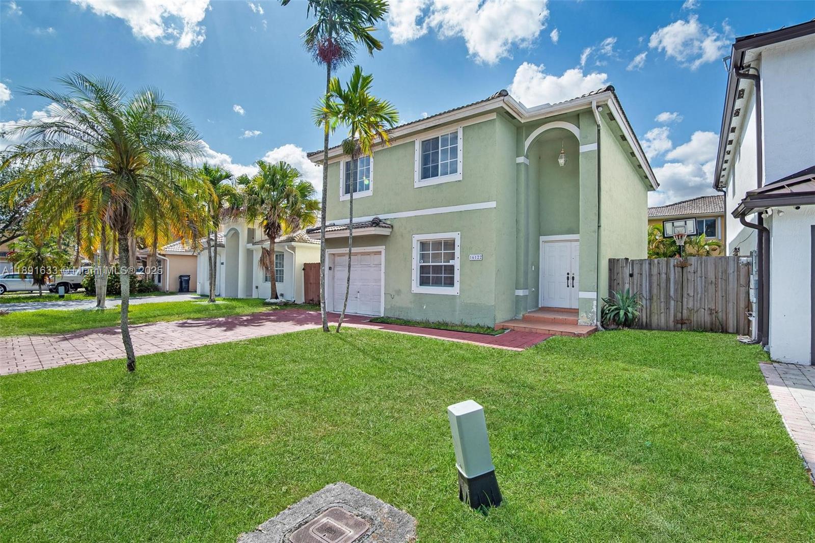 Christina At The Hammocks