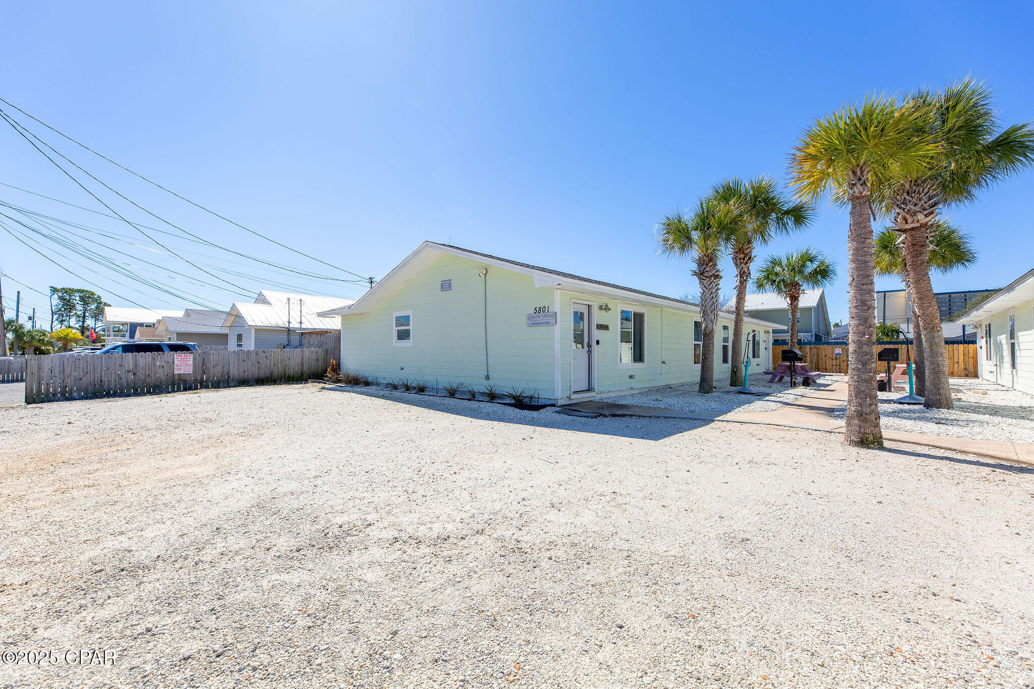 Image 11 For 5801&5803 Pinetree Avenue A, B, C, &