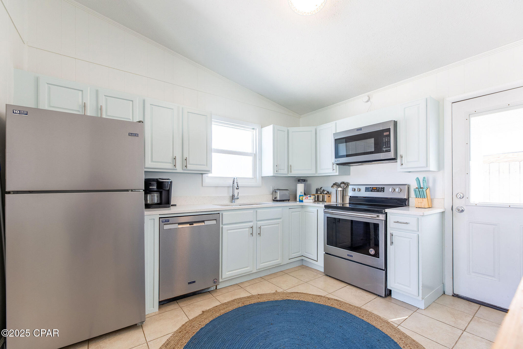 Image 21 For 5801&5803 Pinetree Avenue A, B, C, &