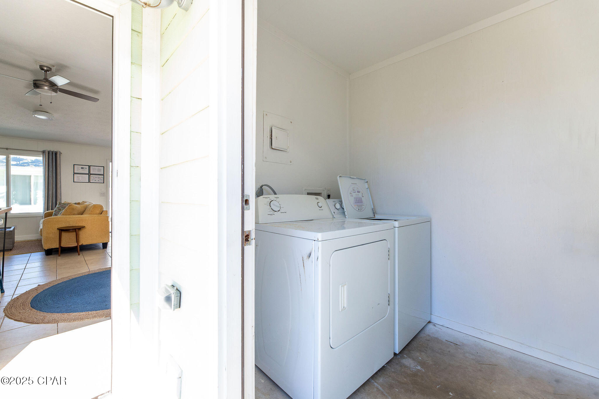 Image 29 For 5801&5803 Pinetree Avenue A, B, C, &