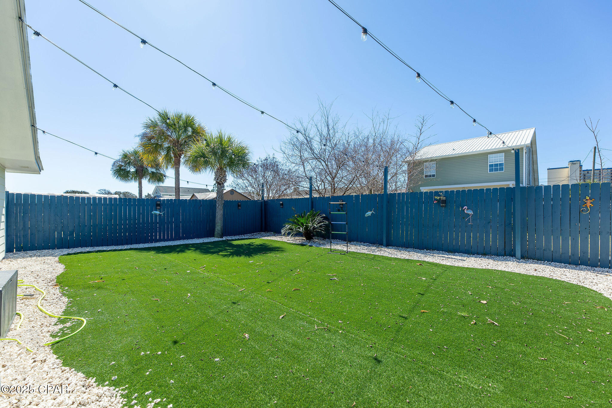 Image 7 For 5801&5803 Pinetree Avenue A, B, C, &