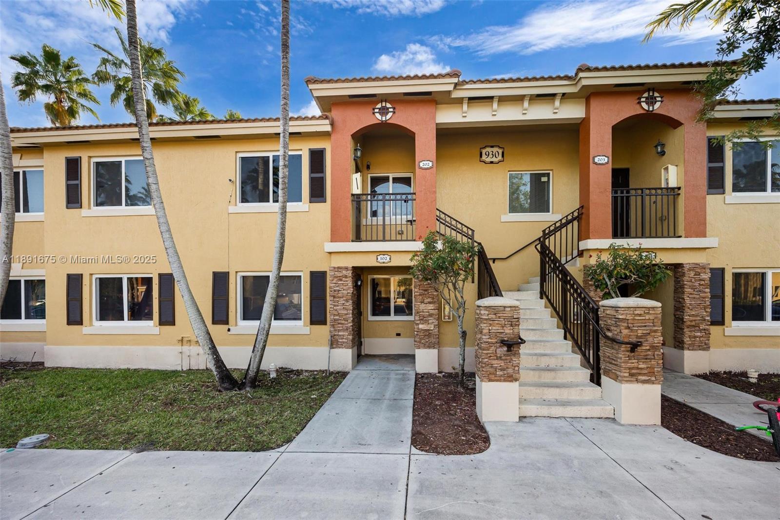 Monterey At Malibu Bay Co