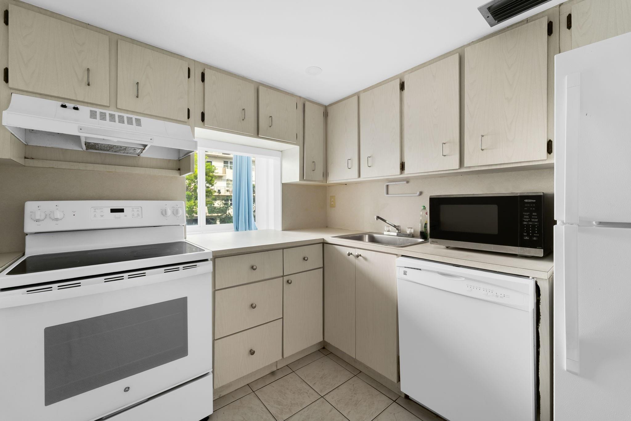 Caribbean Breeze Condo