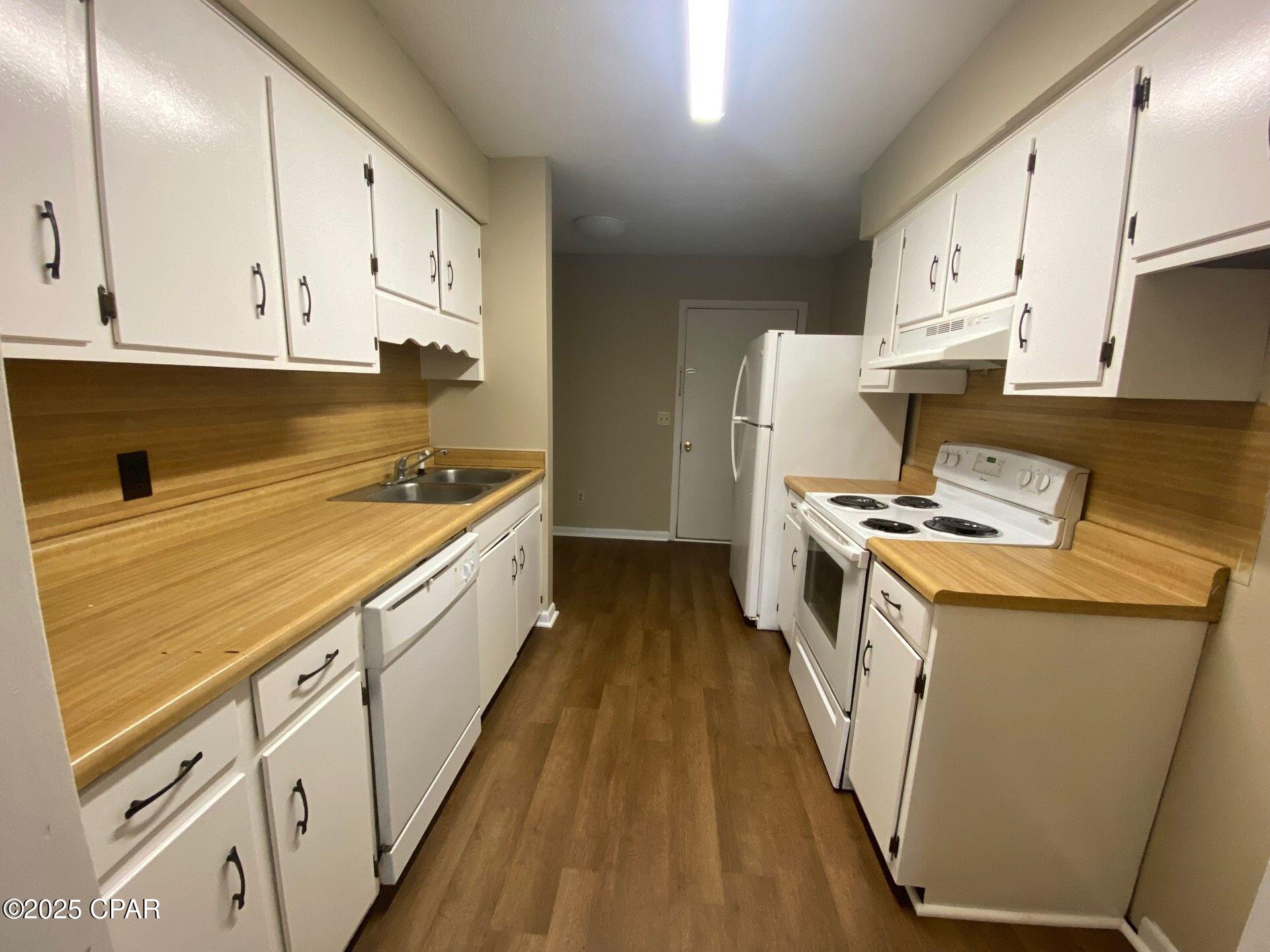 Image 3 For 6707 22 Highway E