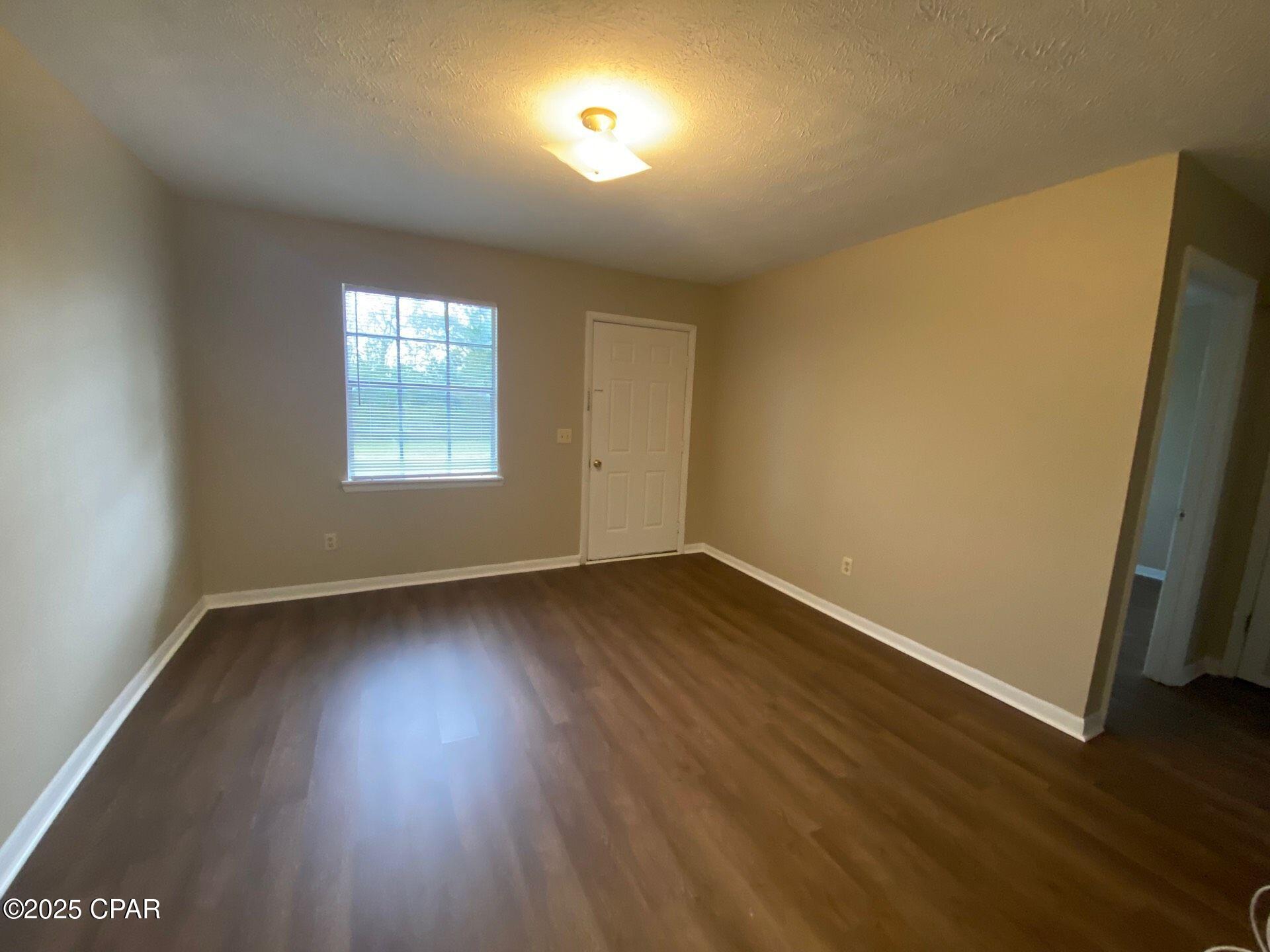 Image 4 For 6707 22 Highway E