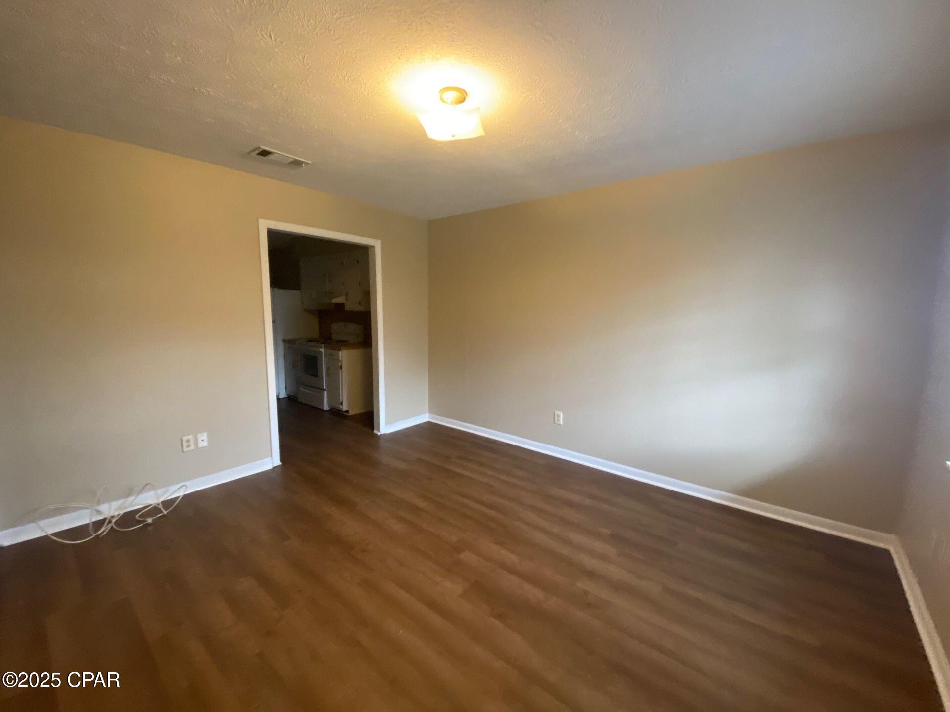 Image 9 For 6707 22 Highway E