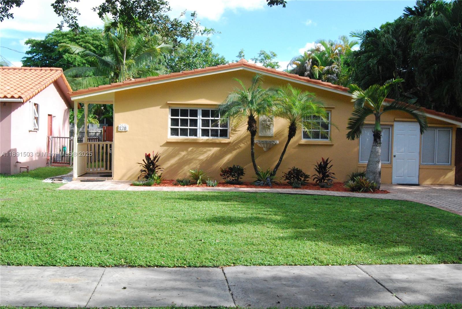 Rev Pl Of Country Club Es