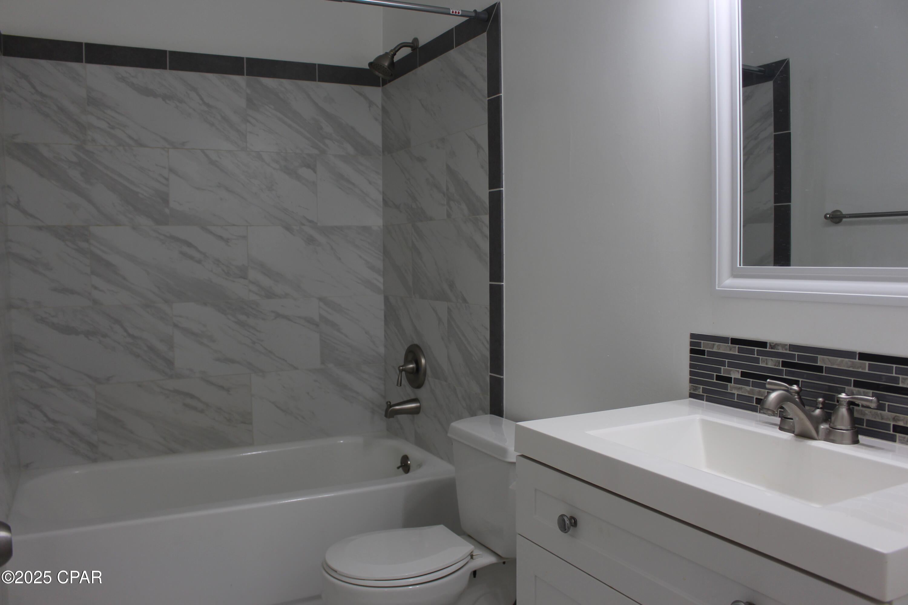 Image 21 For 19991 First Avenue A & B