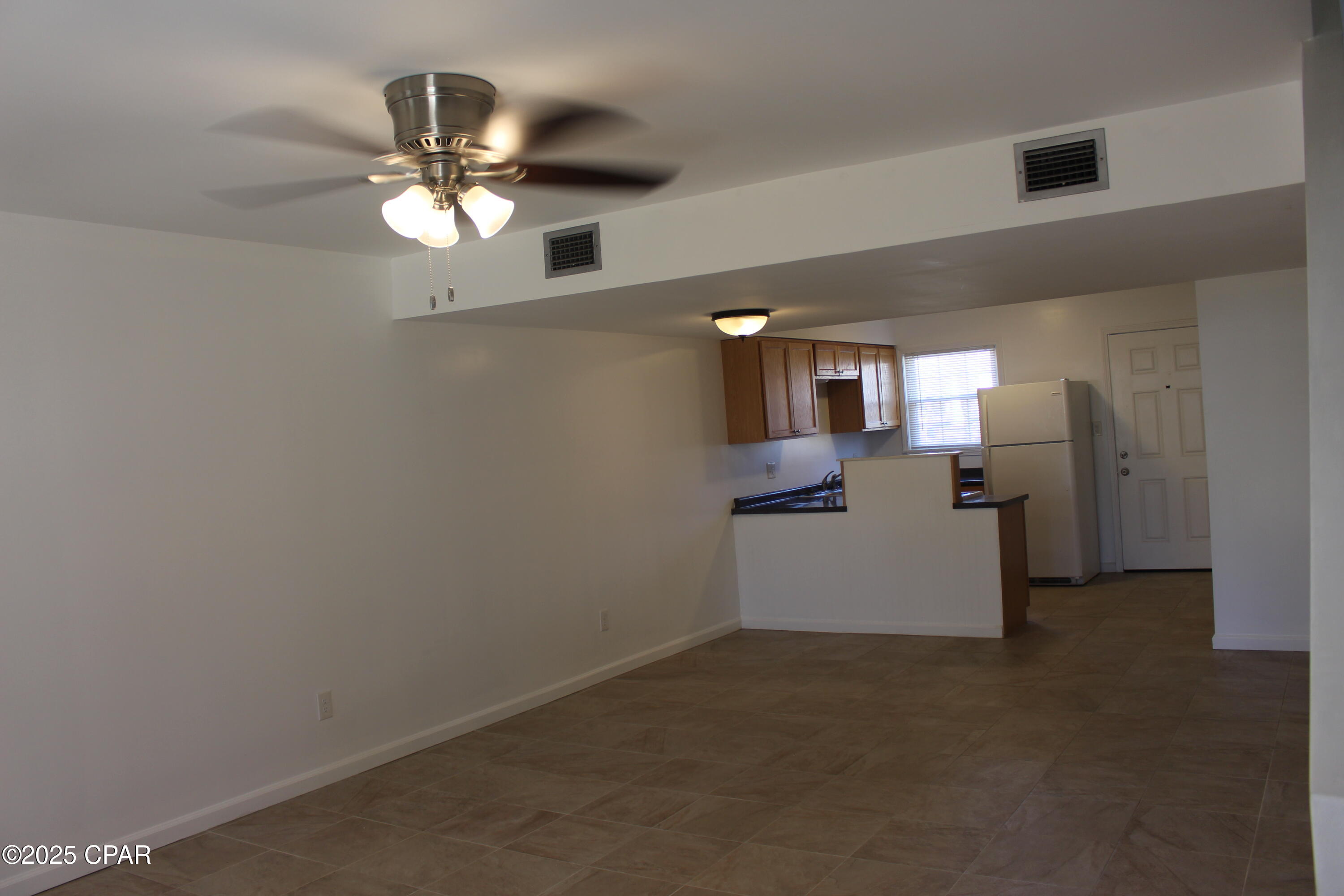 Image 8 For 19991 First Avenue A & B