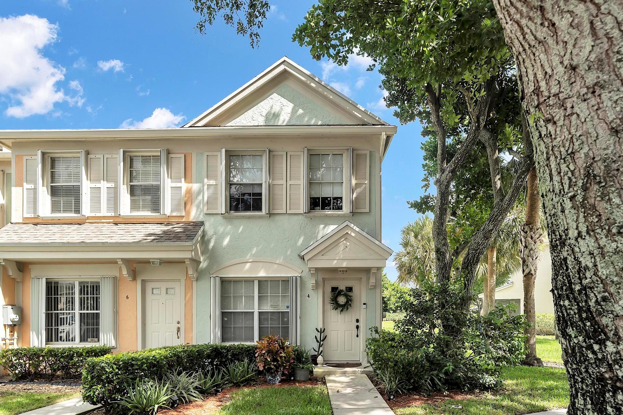 Homes for sale in Weston, FL | 4 Key West Ct #4, Weston, FL 33326 | MLS# F10530628