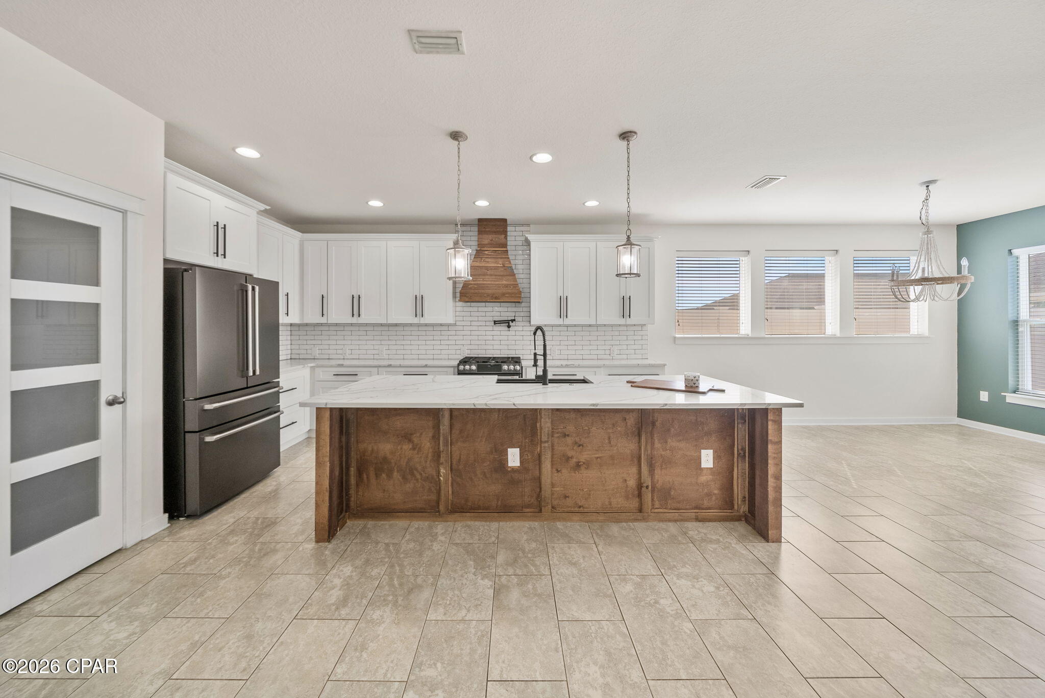 Image 11 For 105 Johnson Bayou Drive