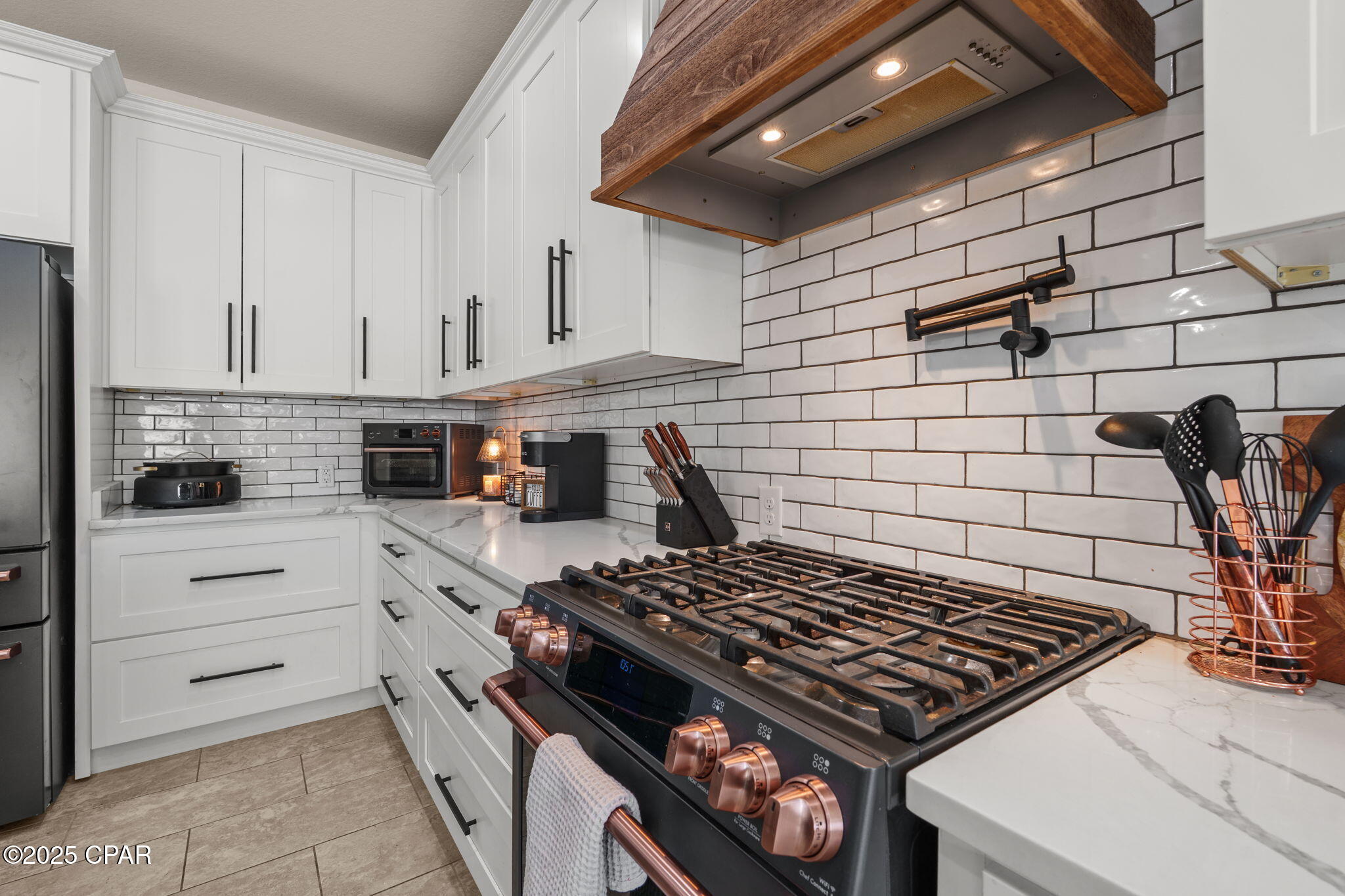 Image 8 For 105 Johnson Bayou Drive