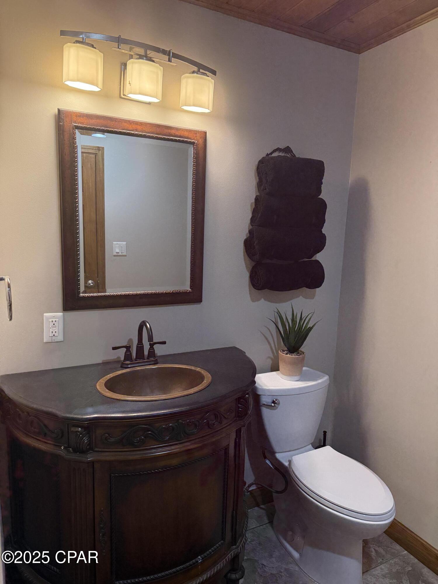 Image 44 For 8125 High Point Road