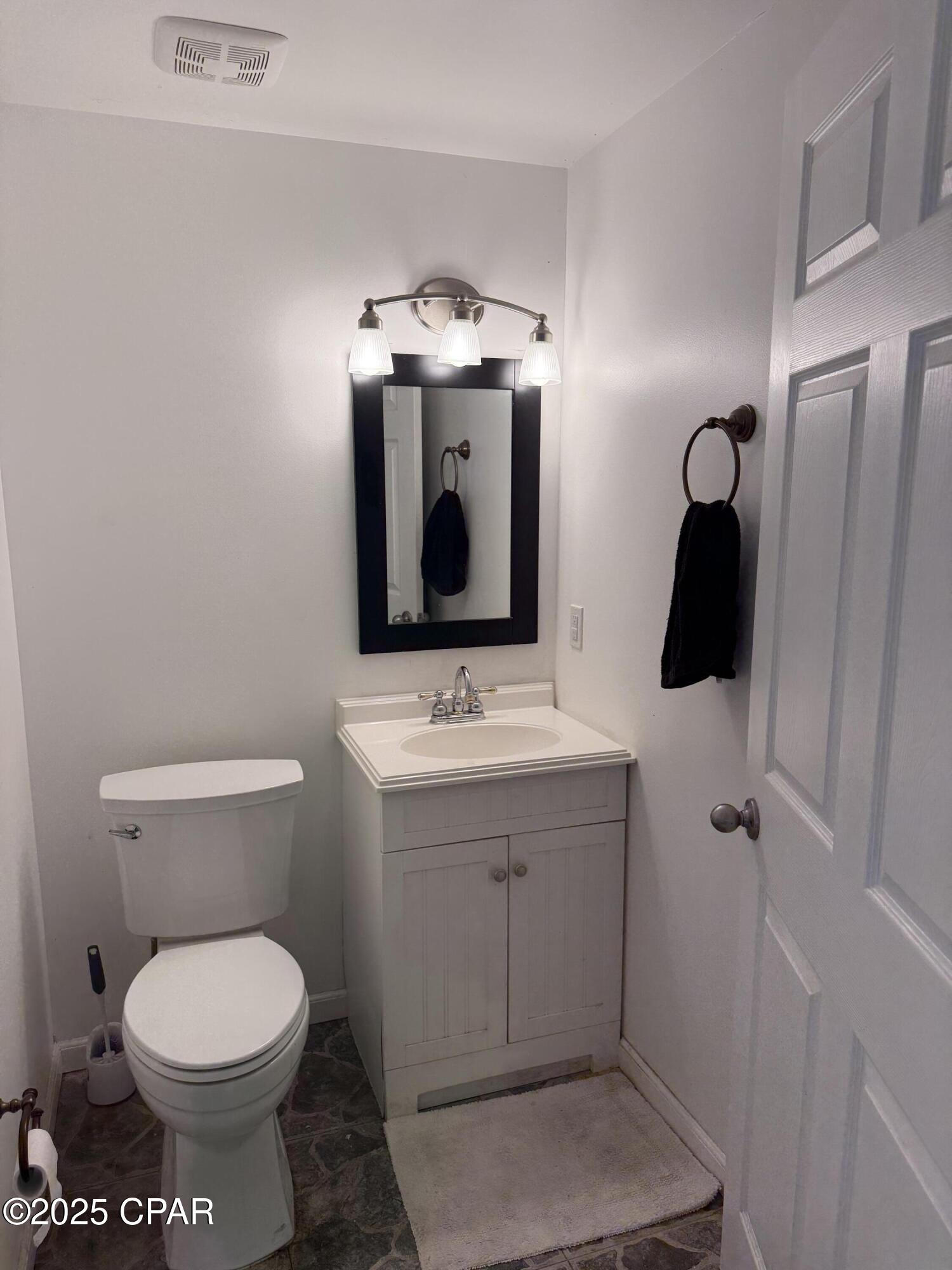 Image 56 For 8125 High Point Road