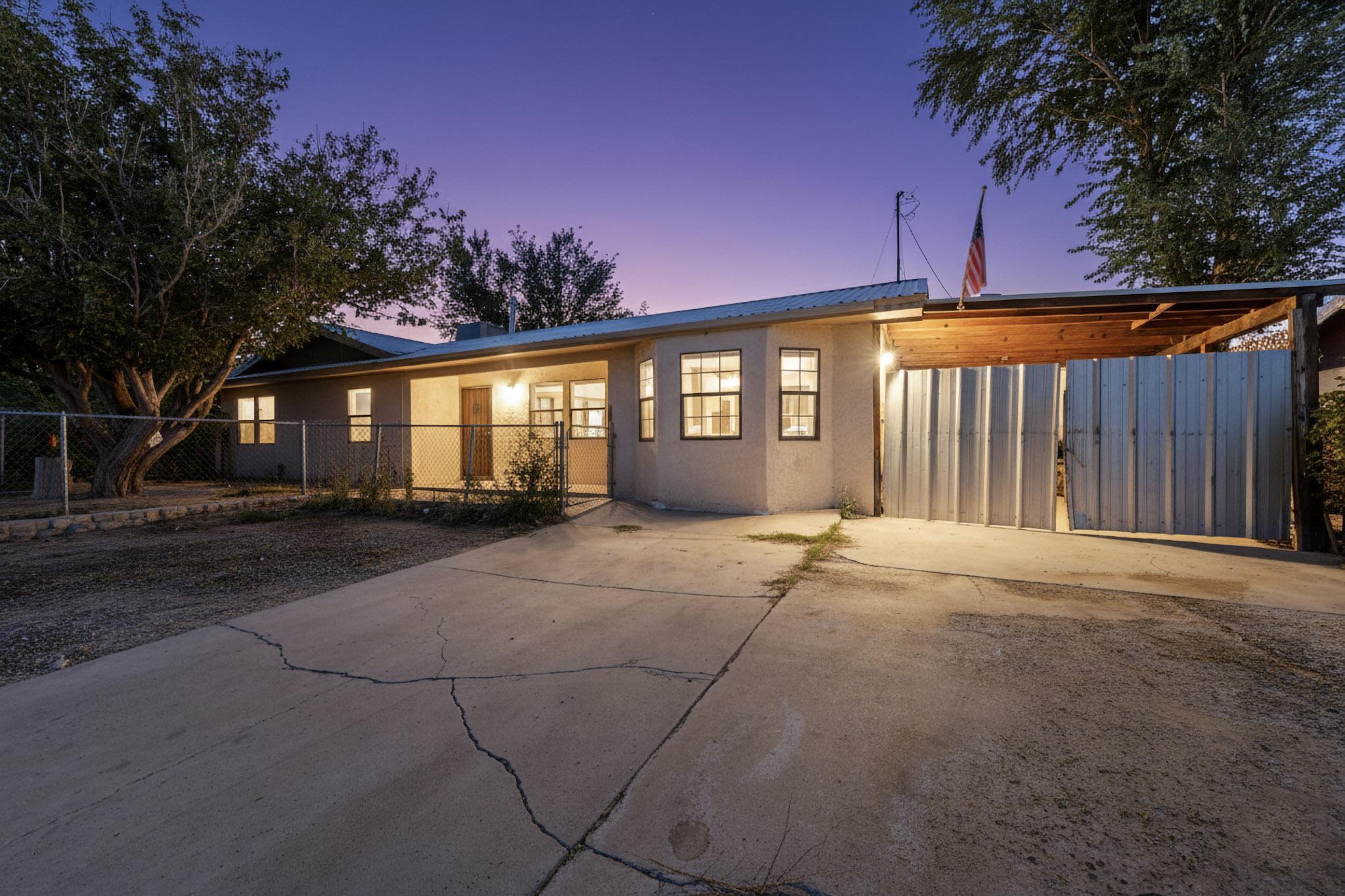 1212 W Didier Avenue, Belen, NM 87002