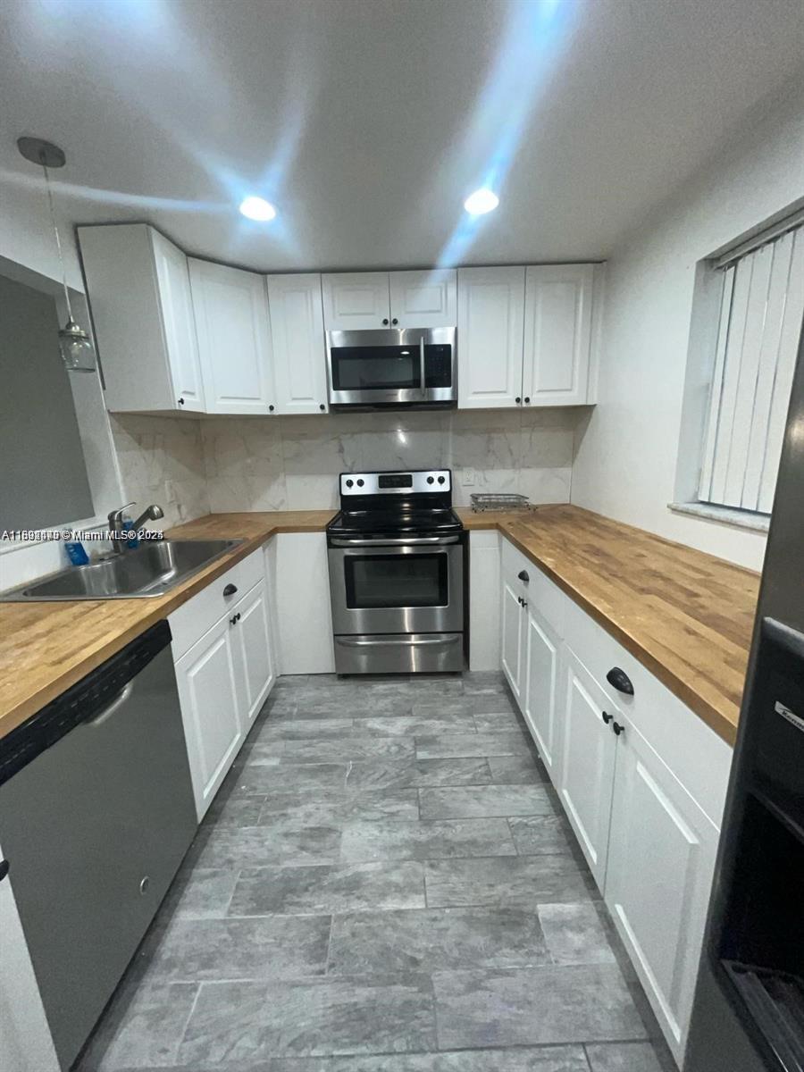 Canongate Condominium