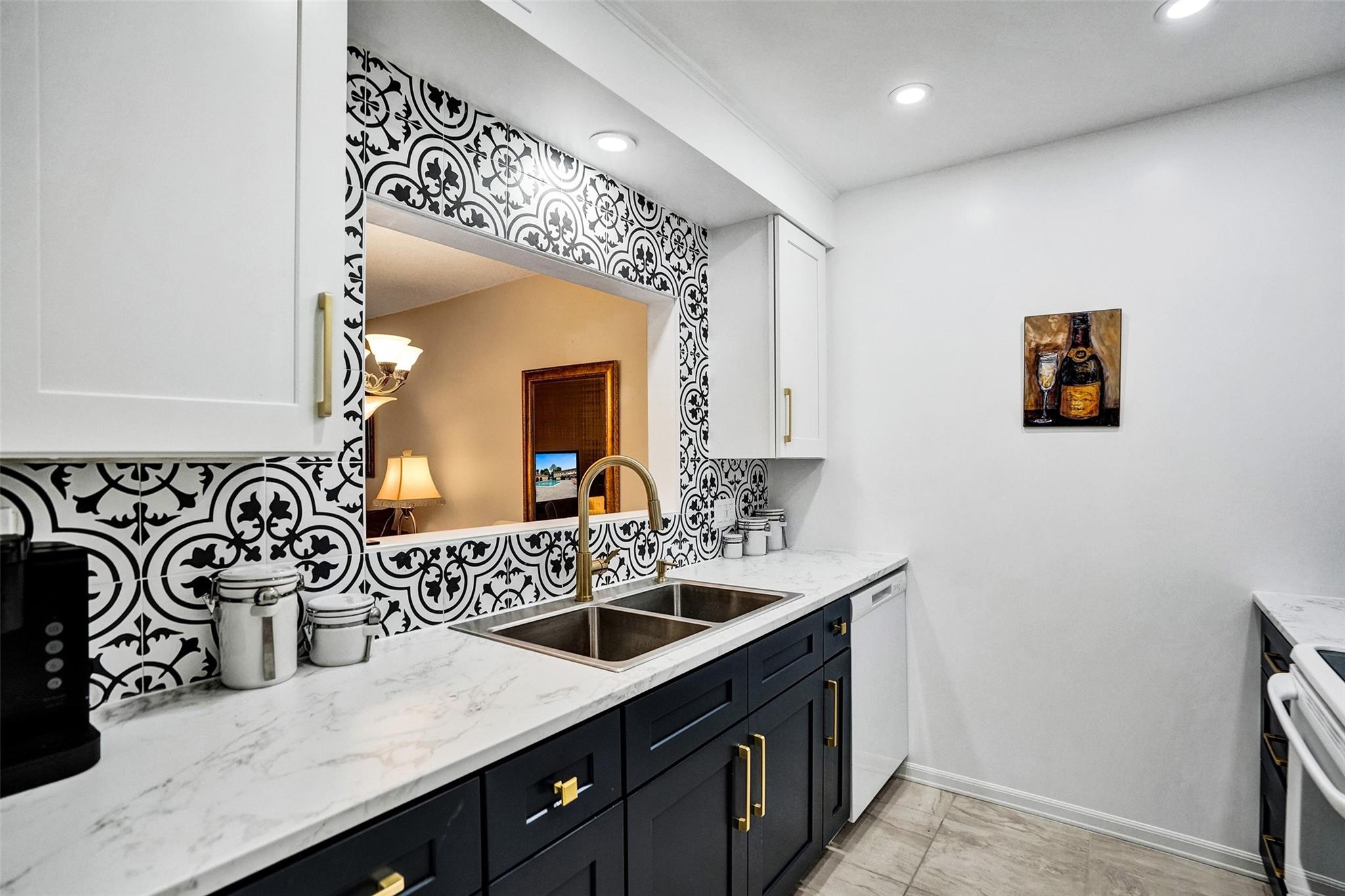 Homes for sale in Margate, FL | 5681 Sw 2nd Ct #205, Margate, FL 33068 | MLS# F10530654