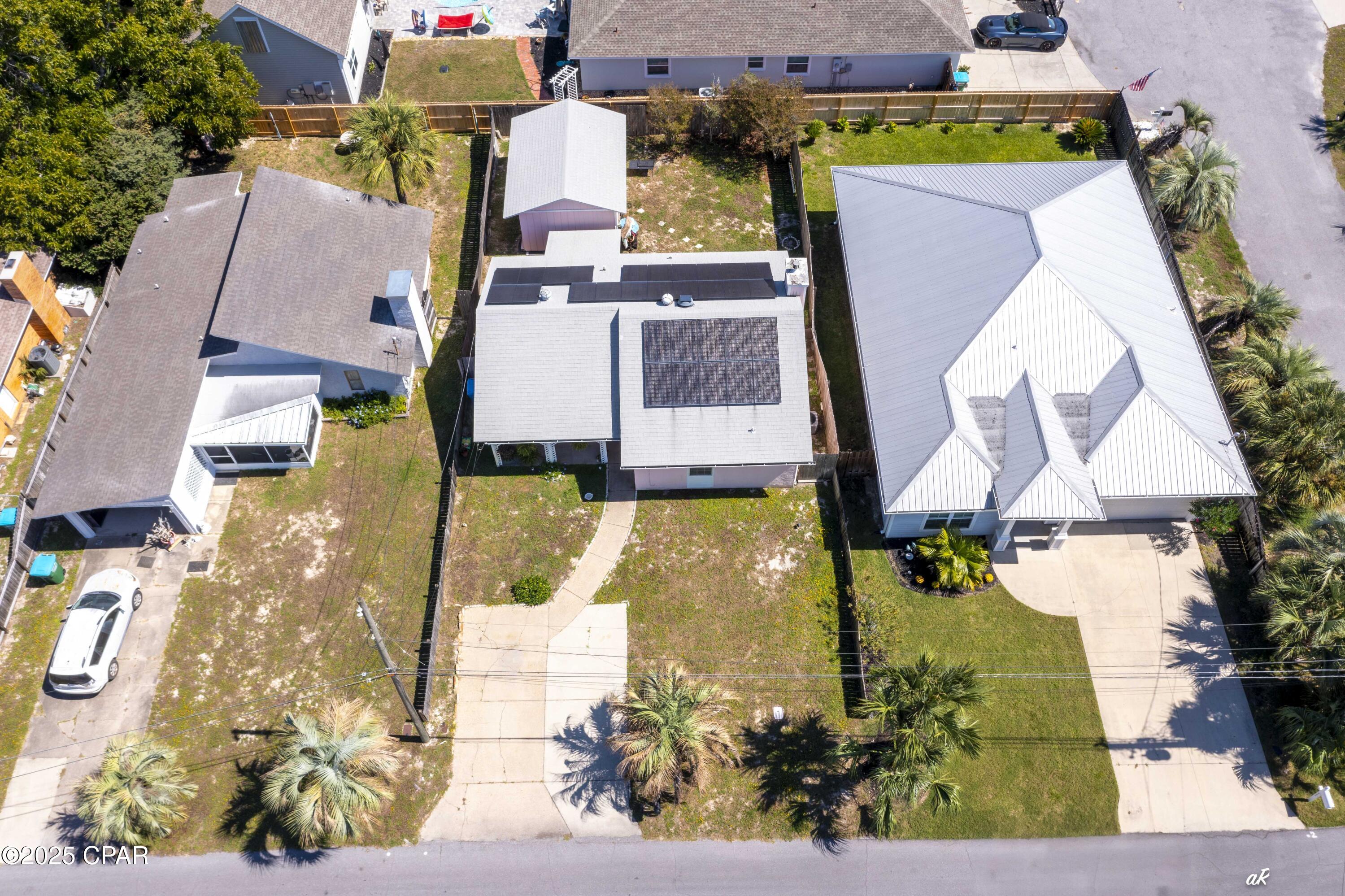 Image 19 For 221 Poinsettia Drive