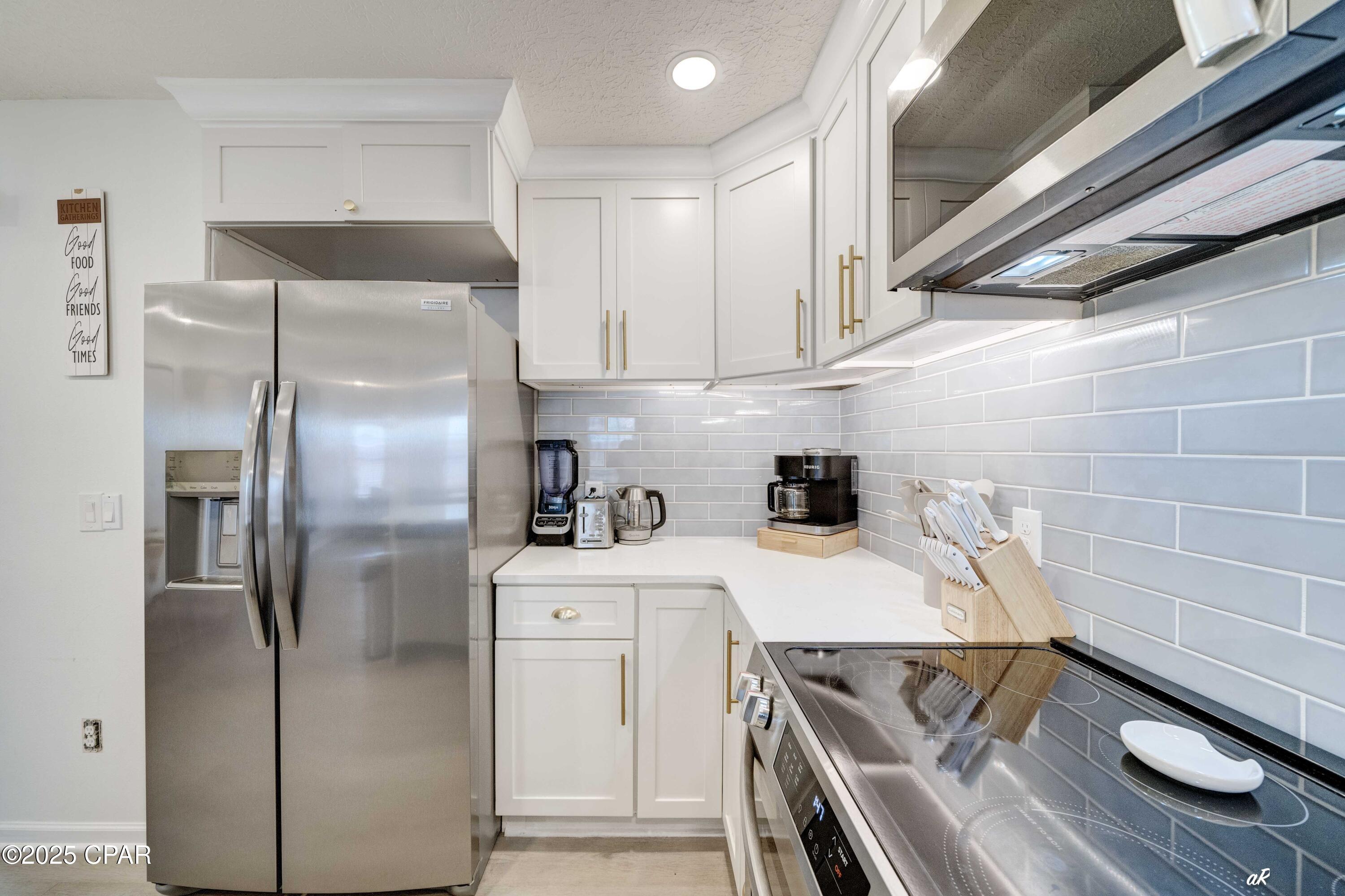 Image 15 For 6312 Beach Drive