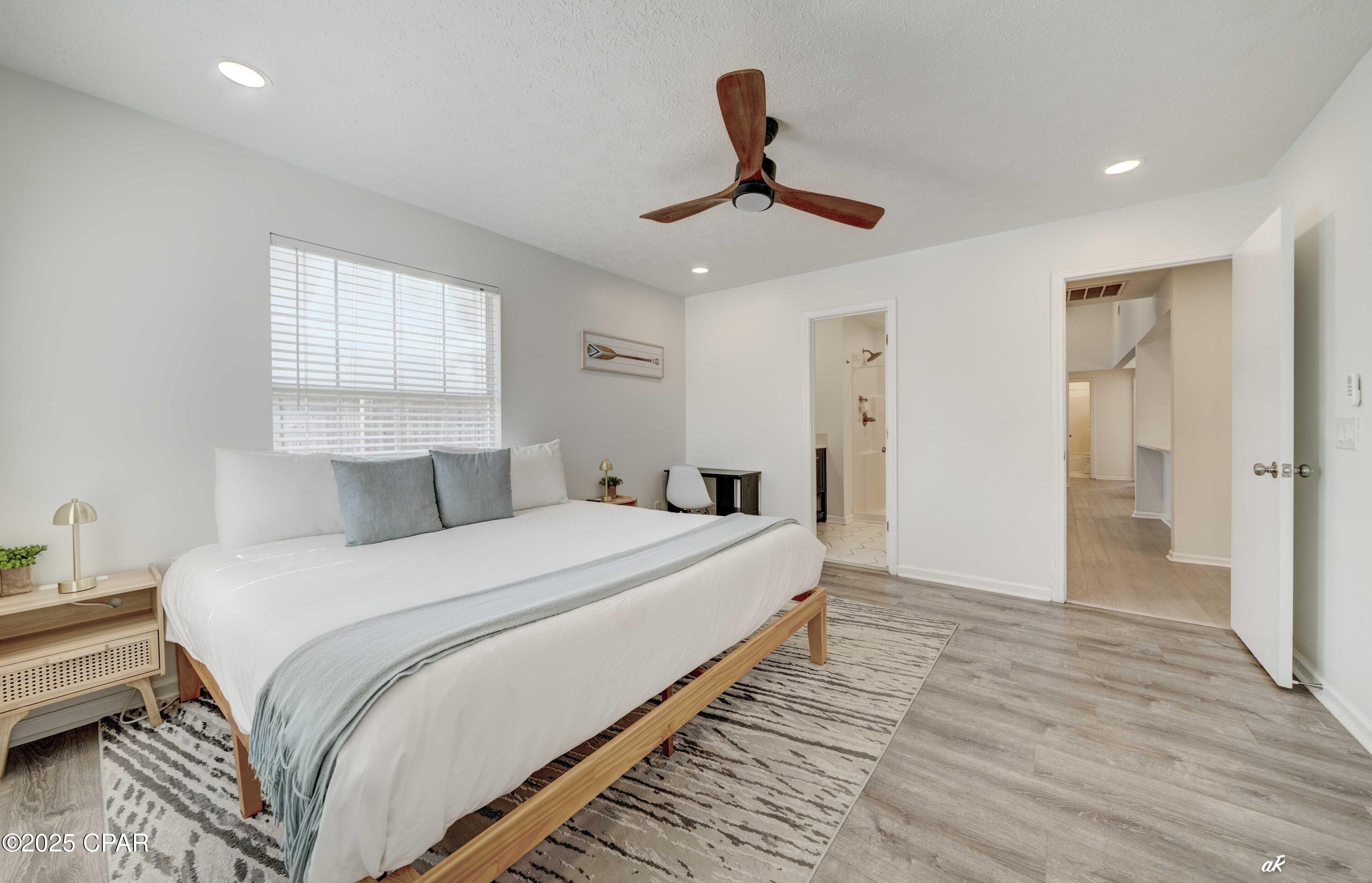 Image 18 For 6312 Beach Drive