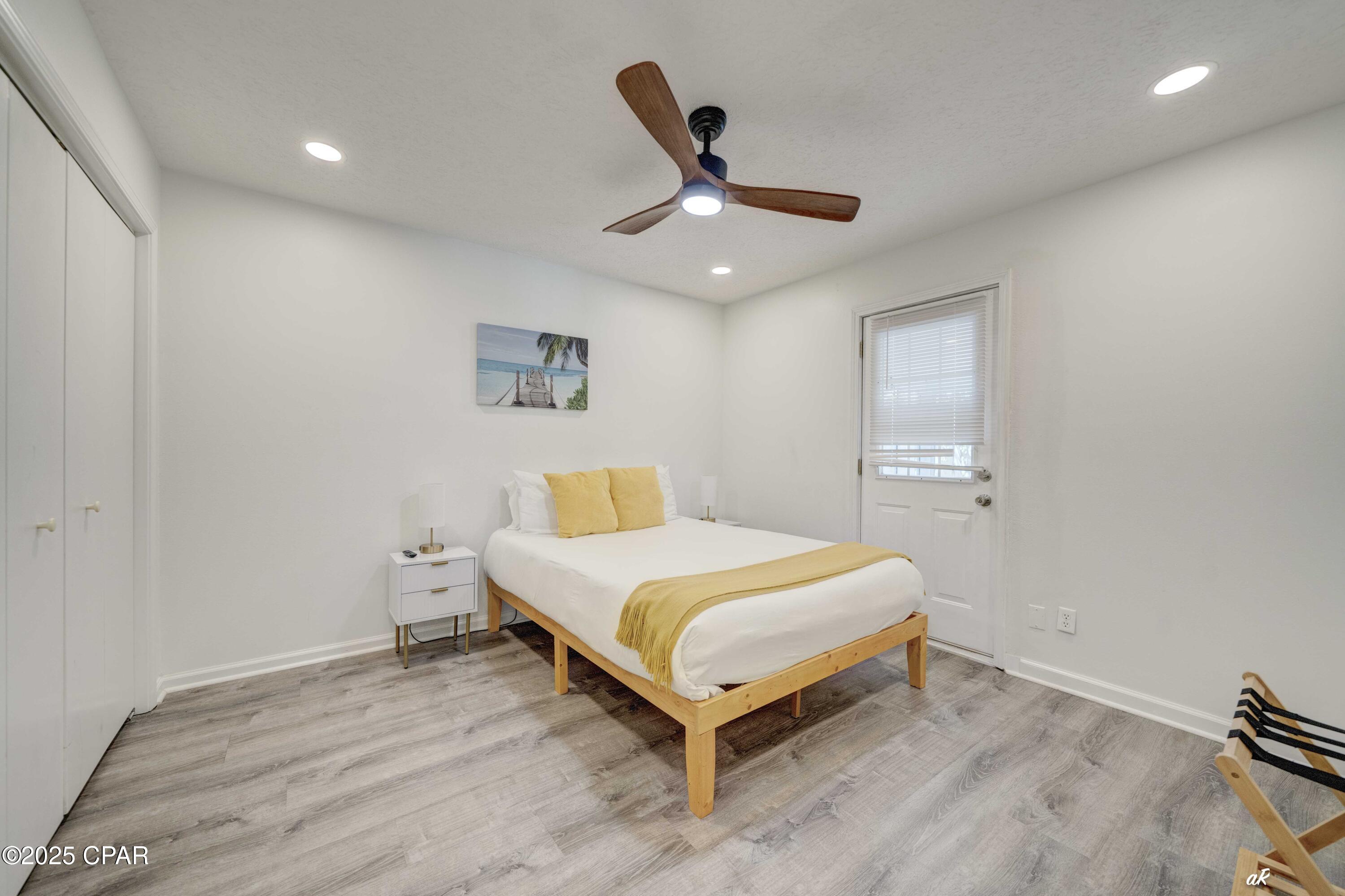 Image 25 For 6312 Beach Drive