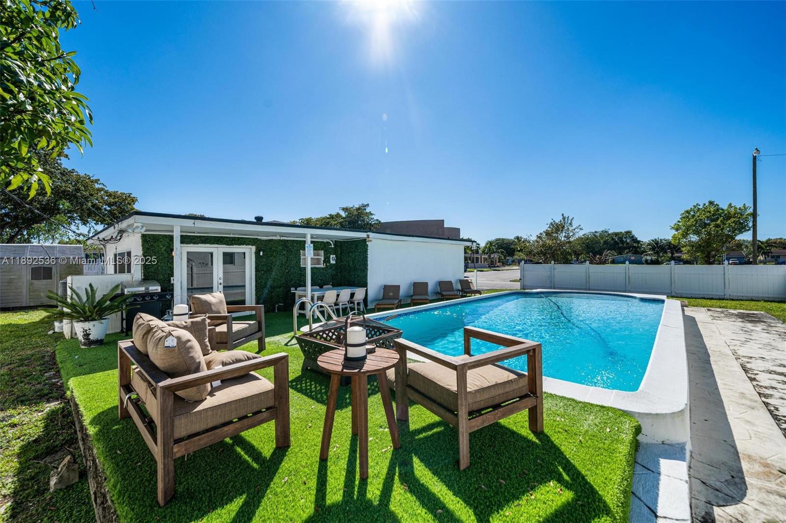 Casa en Venta en North Miami, FL