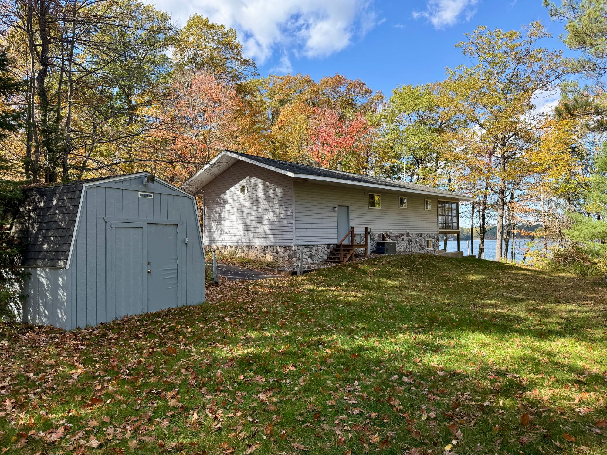 Plummer Lake Property 2389 Southeast Bay Ln Photo 17