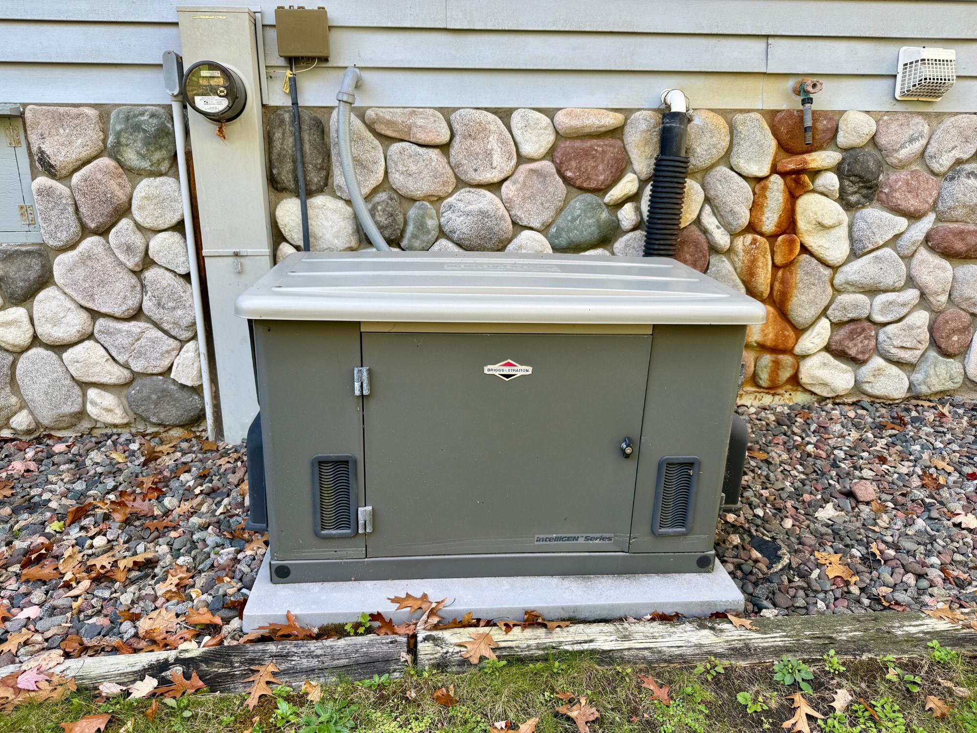 Plummer Lake Property 2389 Southeast Bay Ln Photo 6