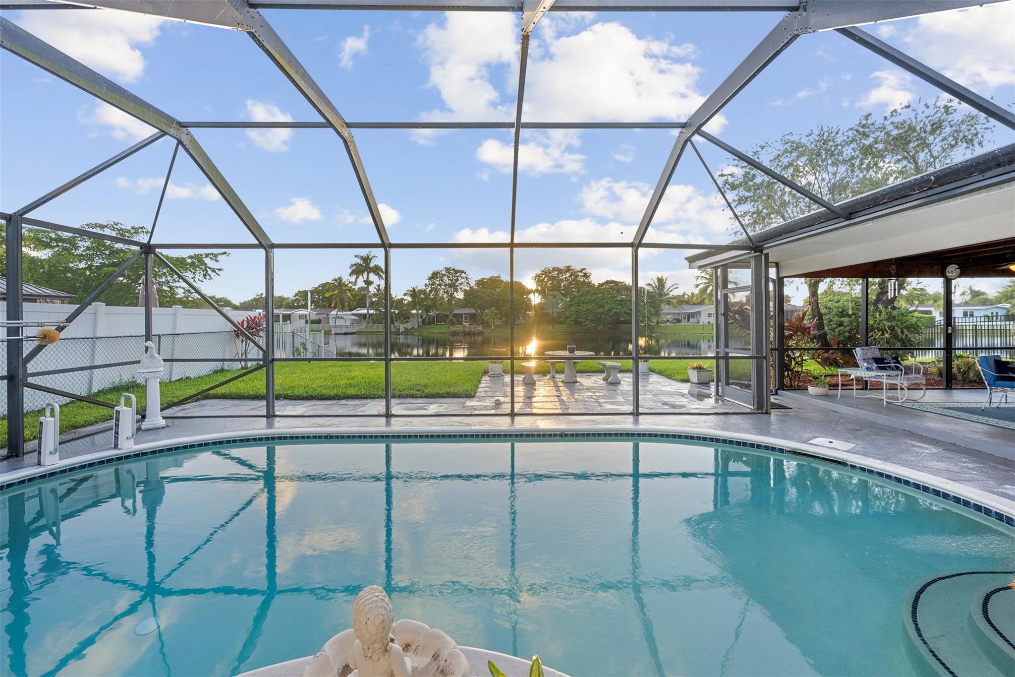 Pembroke Lakes Sec Three