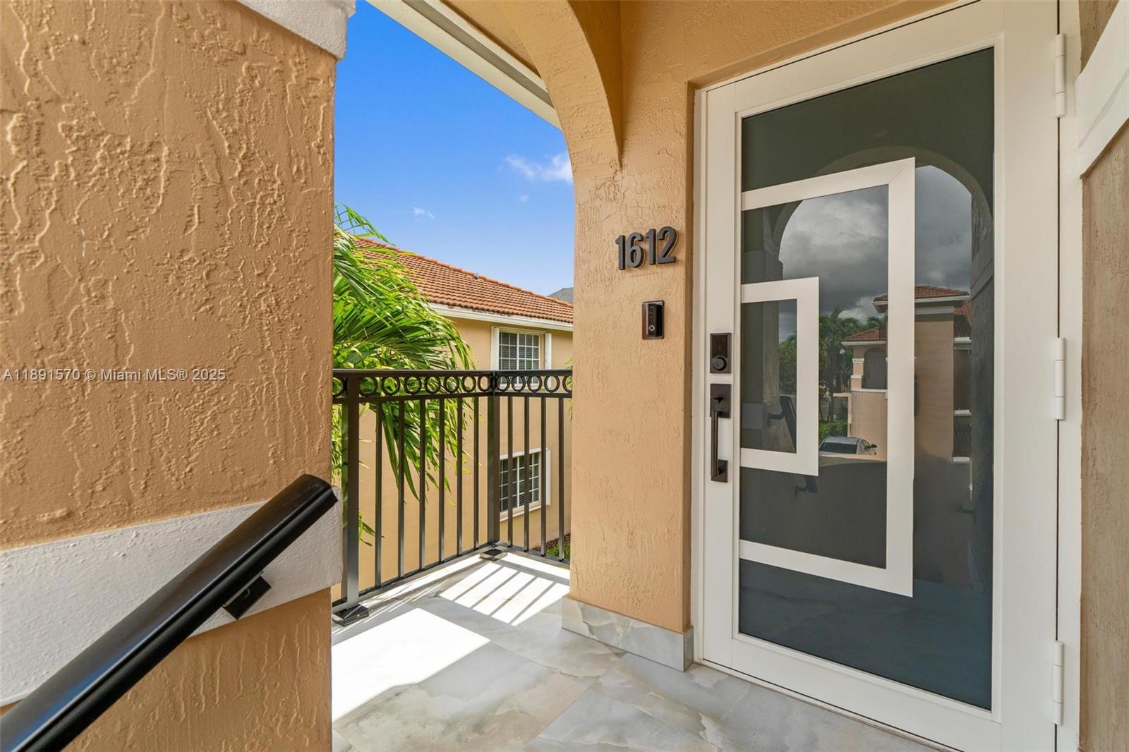 Lago Lindo Townvillas Con