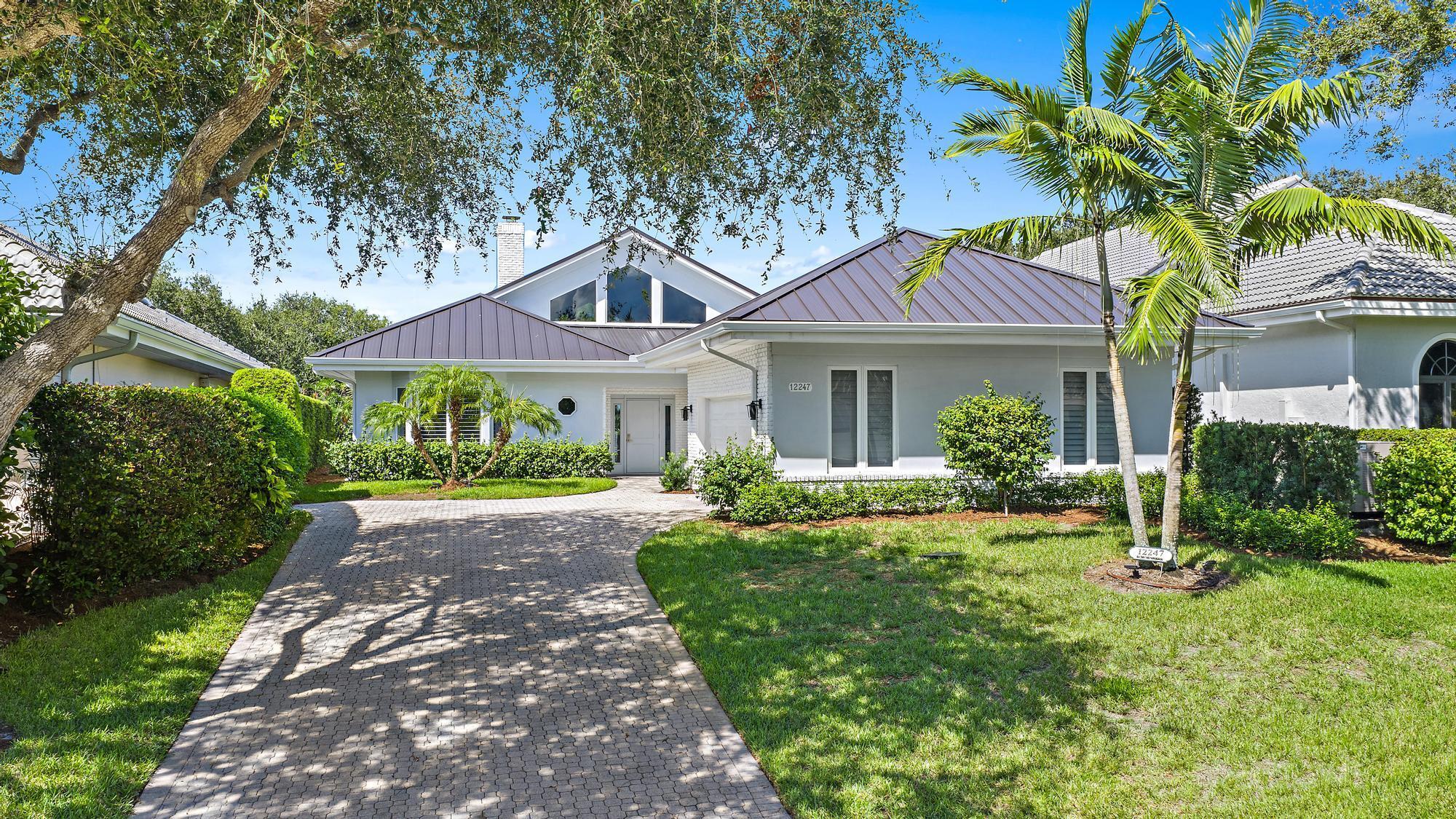 Jupiter Hills Village