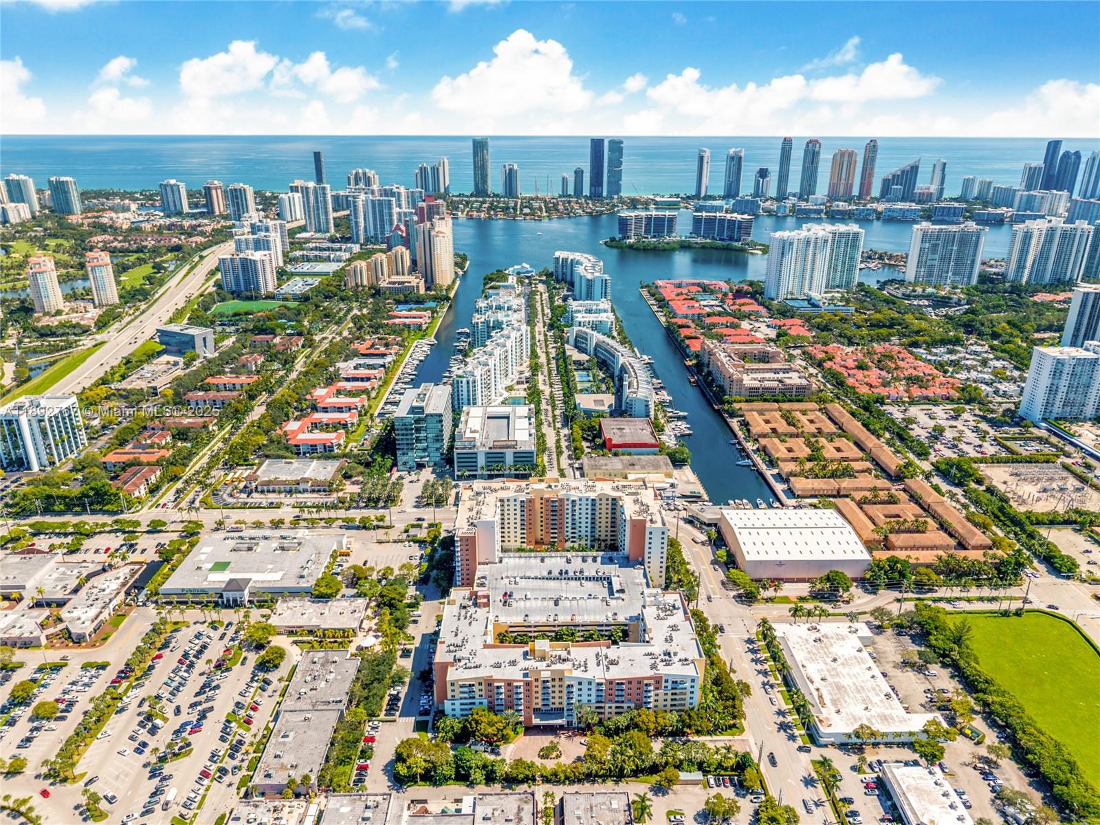 Venture At Aventura West