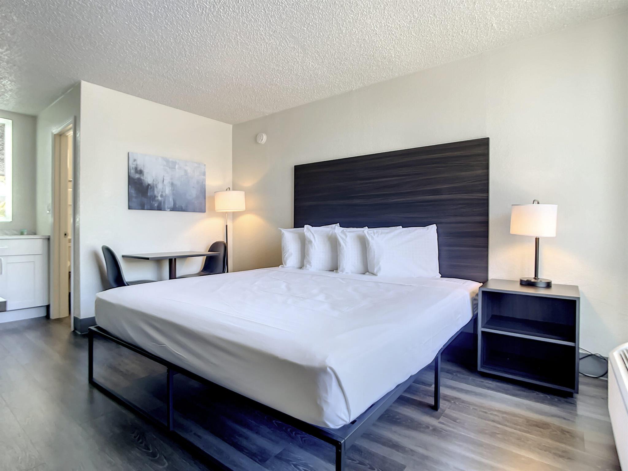 Stayable Suites St. Augus