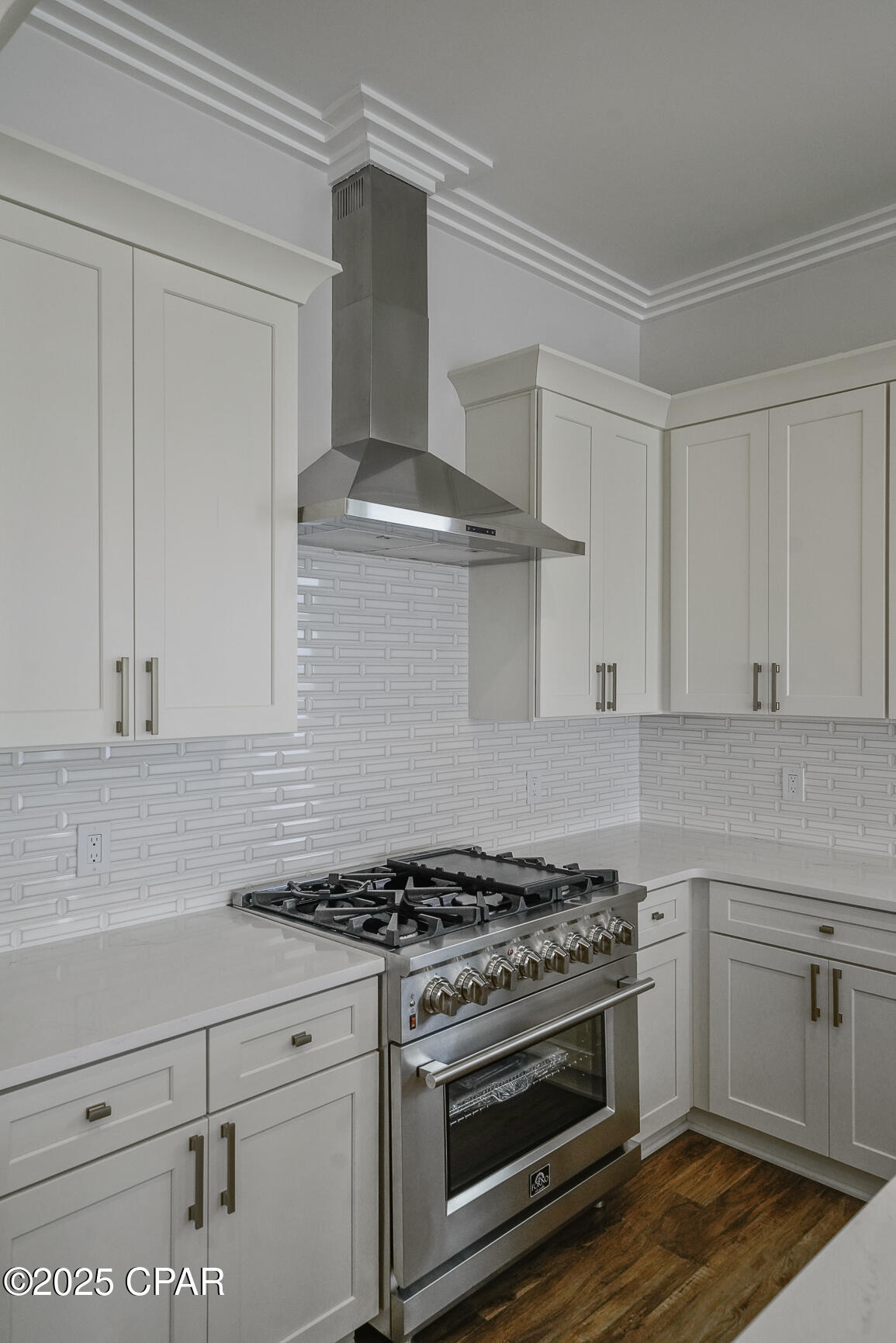 Listing photo id 11 for 273 Watermark Way