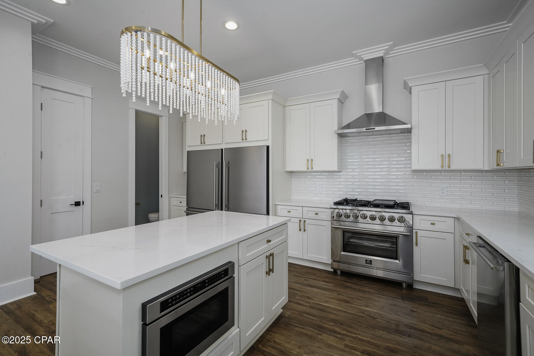 Listing photo id 12 for 273 Watermark Way